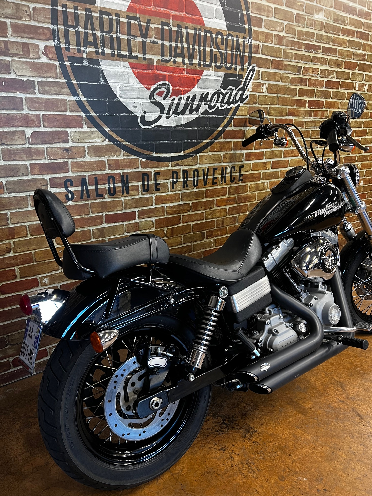 photo de HARLEY DAVIDSON DYNA STREET BOB 1584 1584 occasion de couleur  en vente à Salon De Provence n°1