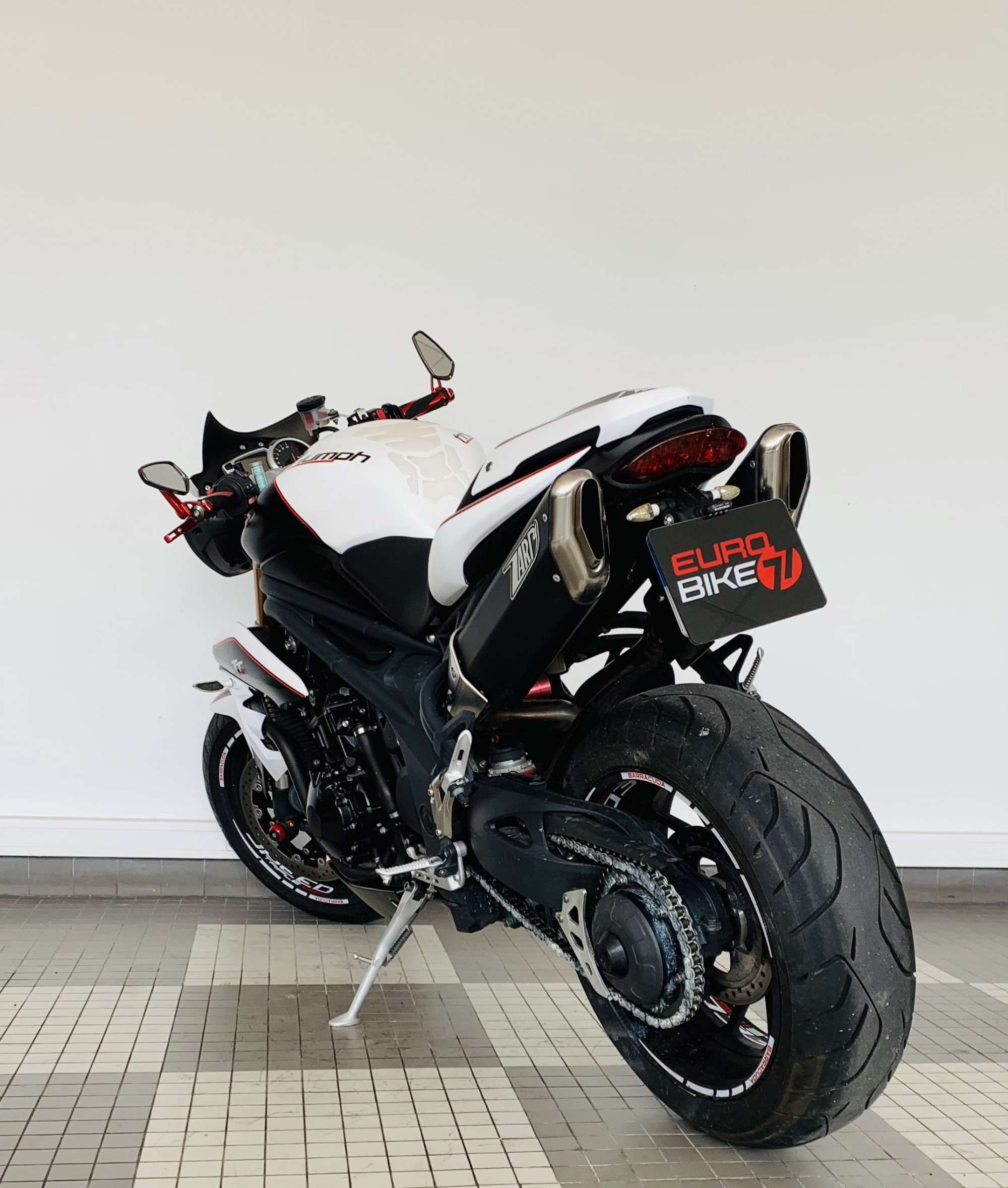 photo de TRIUMPH SPEED TRIPLE 1050 occasion de couleur  en vente à Melun n°2