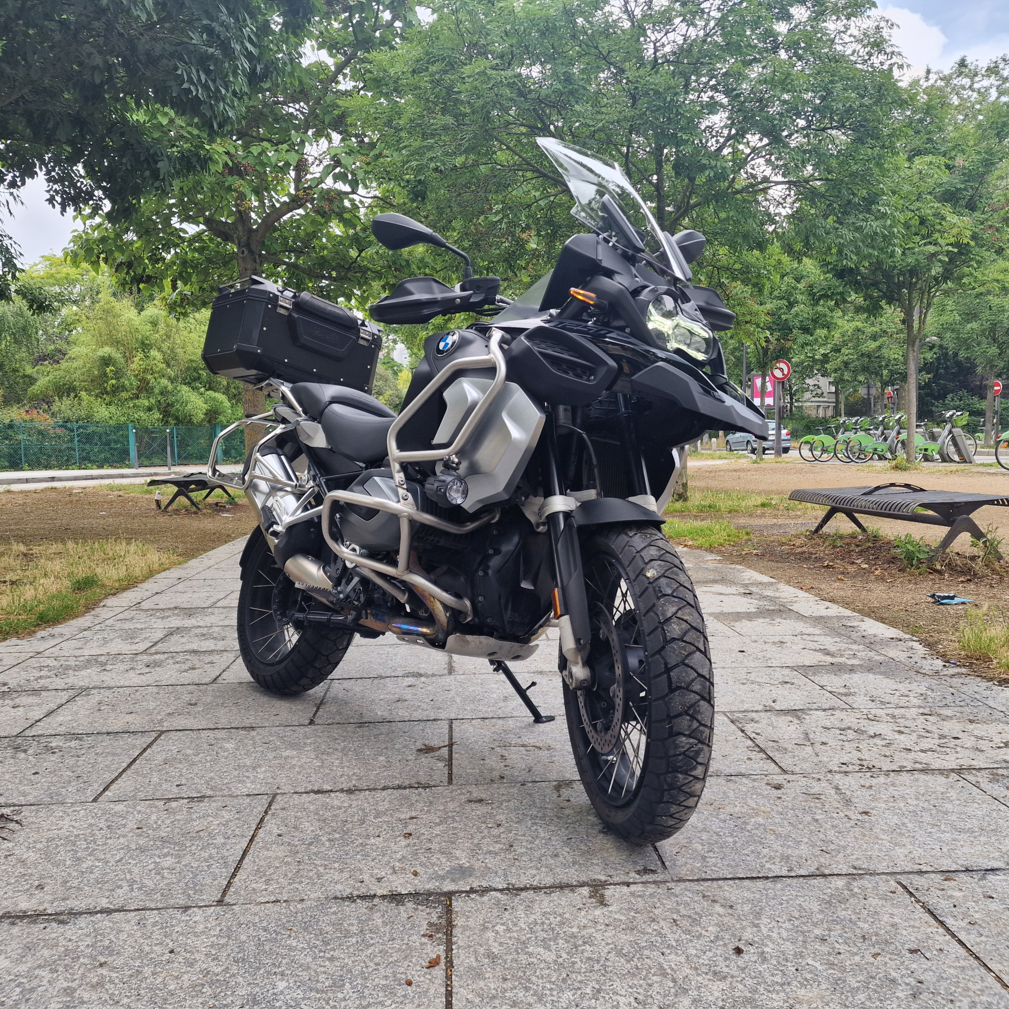 photo de BMW R 1250 GS 1250 occasion de couleur  en vente à Paris 14 n°2