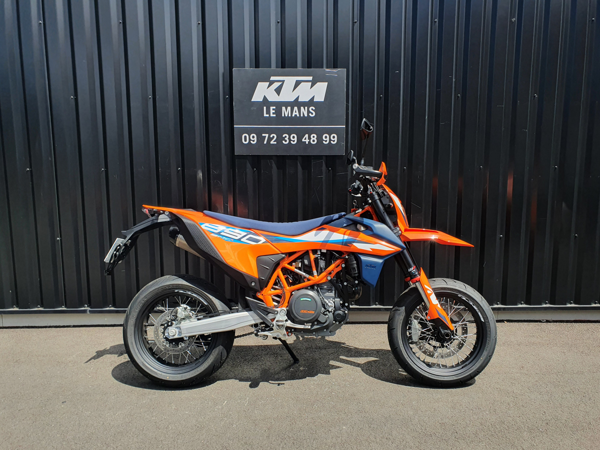 photo de KTM 690 SMC R 690 occasion de couleur  en vente   Ruaudin