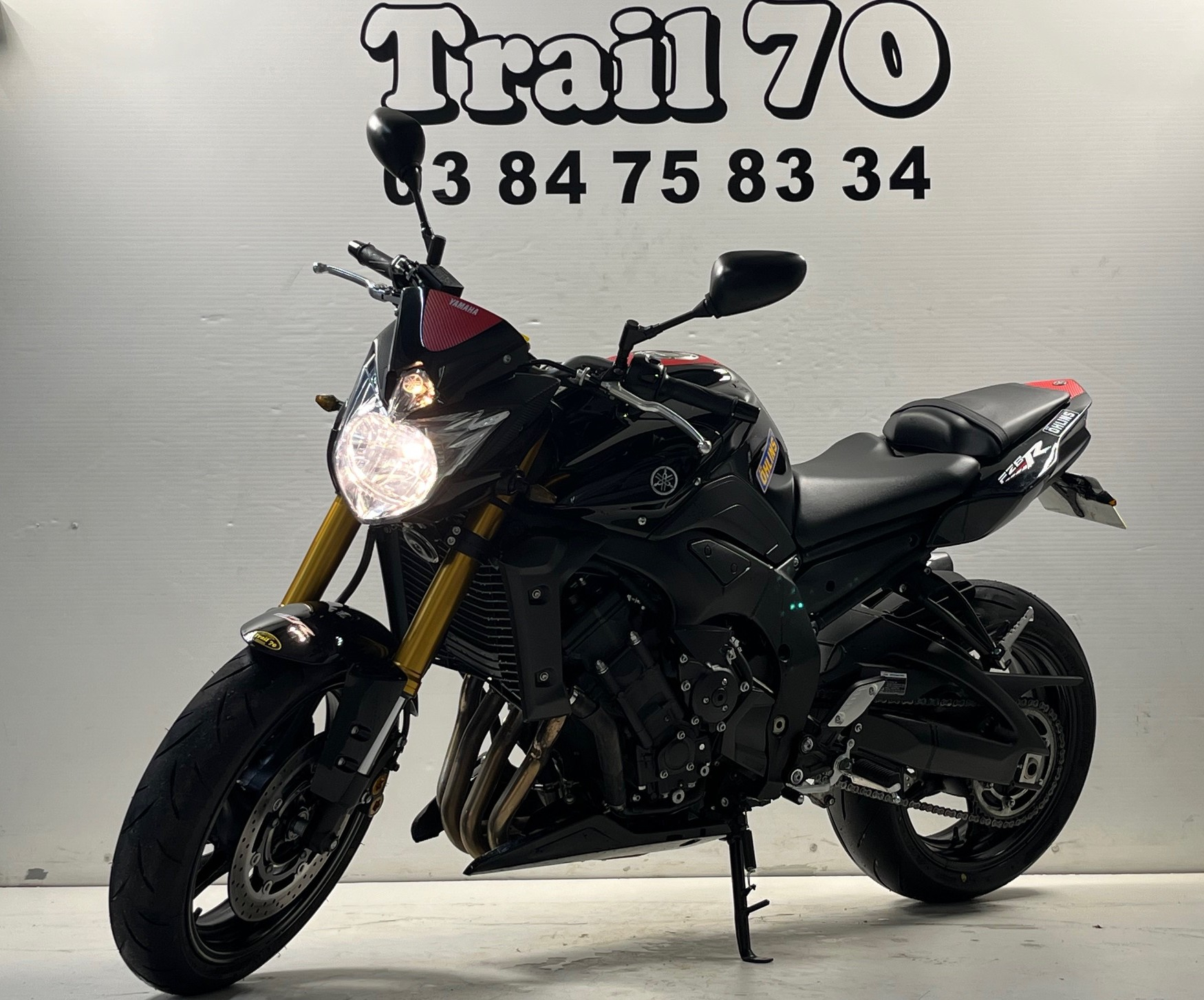 photo de YAMAHA FZ8 R 800 occasion de couleur  en vente à Vesoul n°2