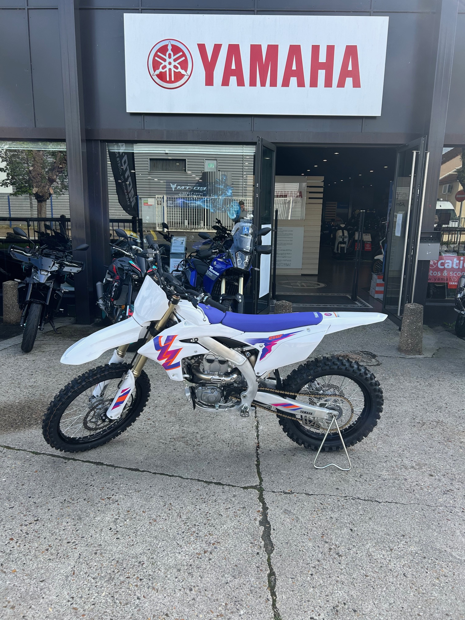 photo de YAMAHA YZ 250 occasion de couleur  en vente à Conflans Ste Honorine n°3