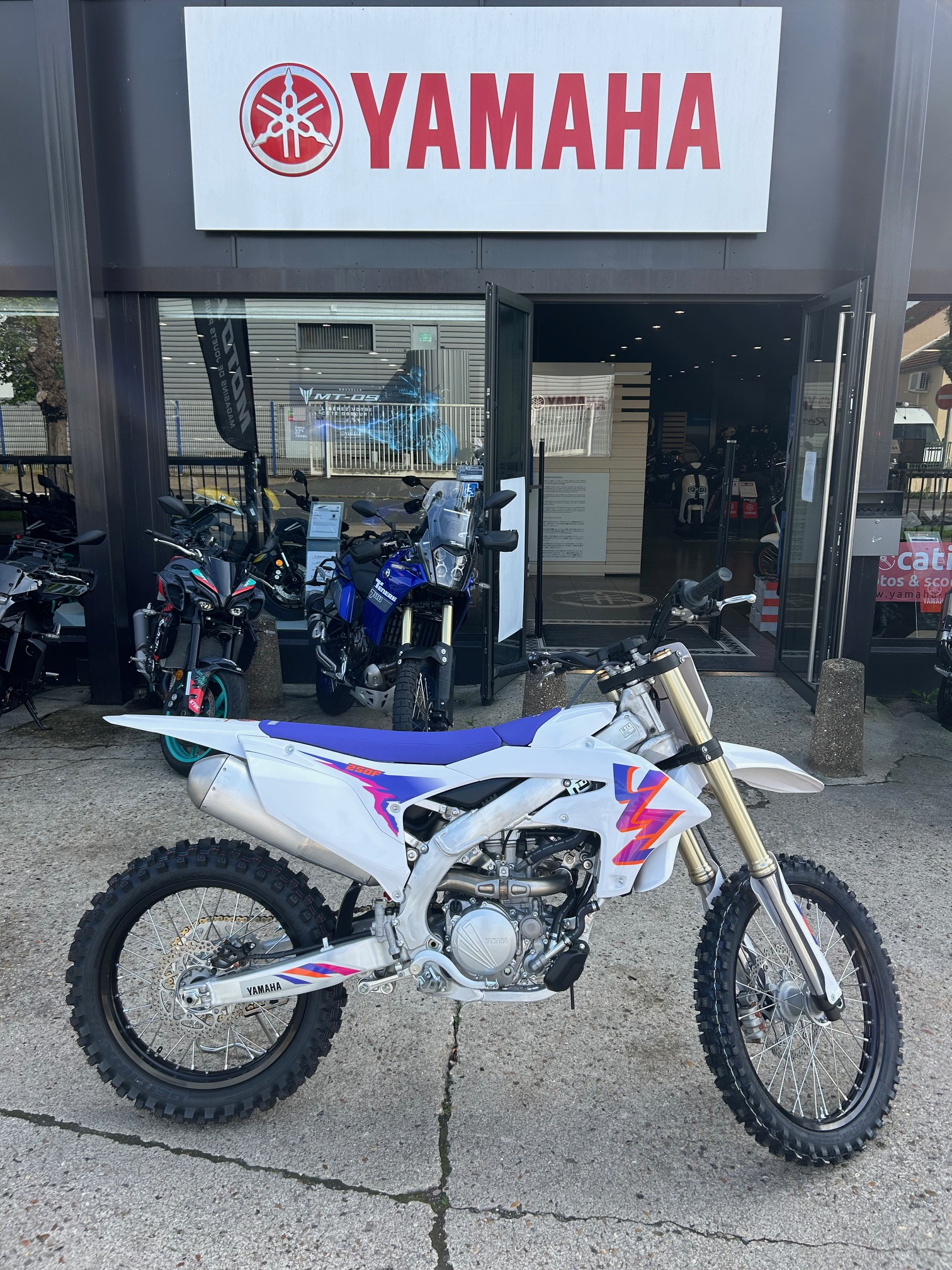 photo de YAMAHA YZ 250 occasion de couleur  en vente à Conflans Ste Honorine n°2