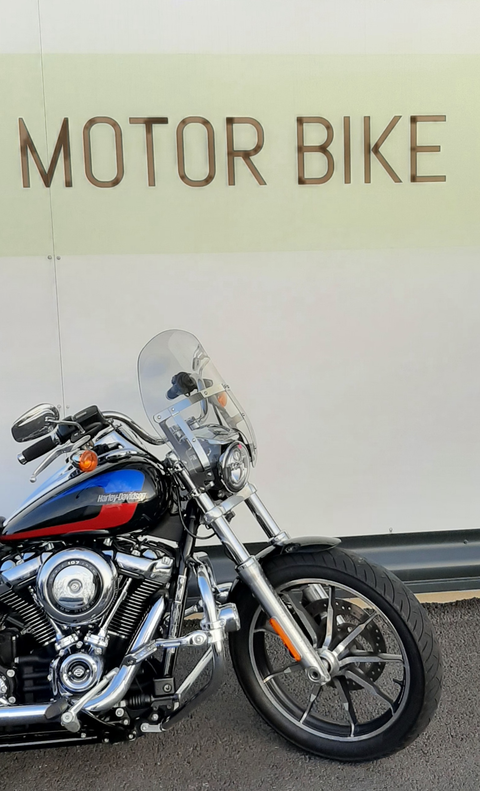 photo de HARLEY DAVIDSON SOFTAIL LOW RIDER 1745 1745 occasion de couleur  en vente à St Andre Sur Orne n°2