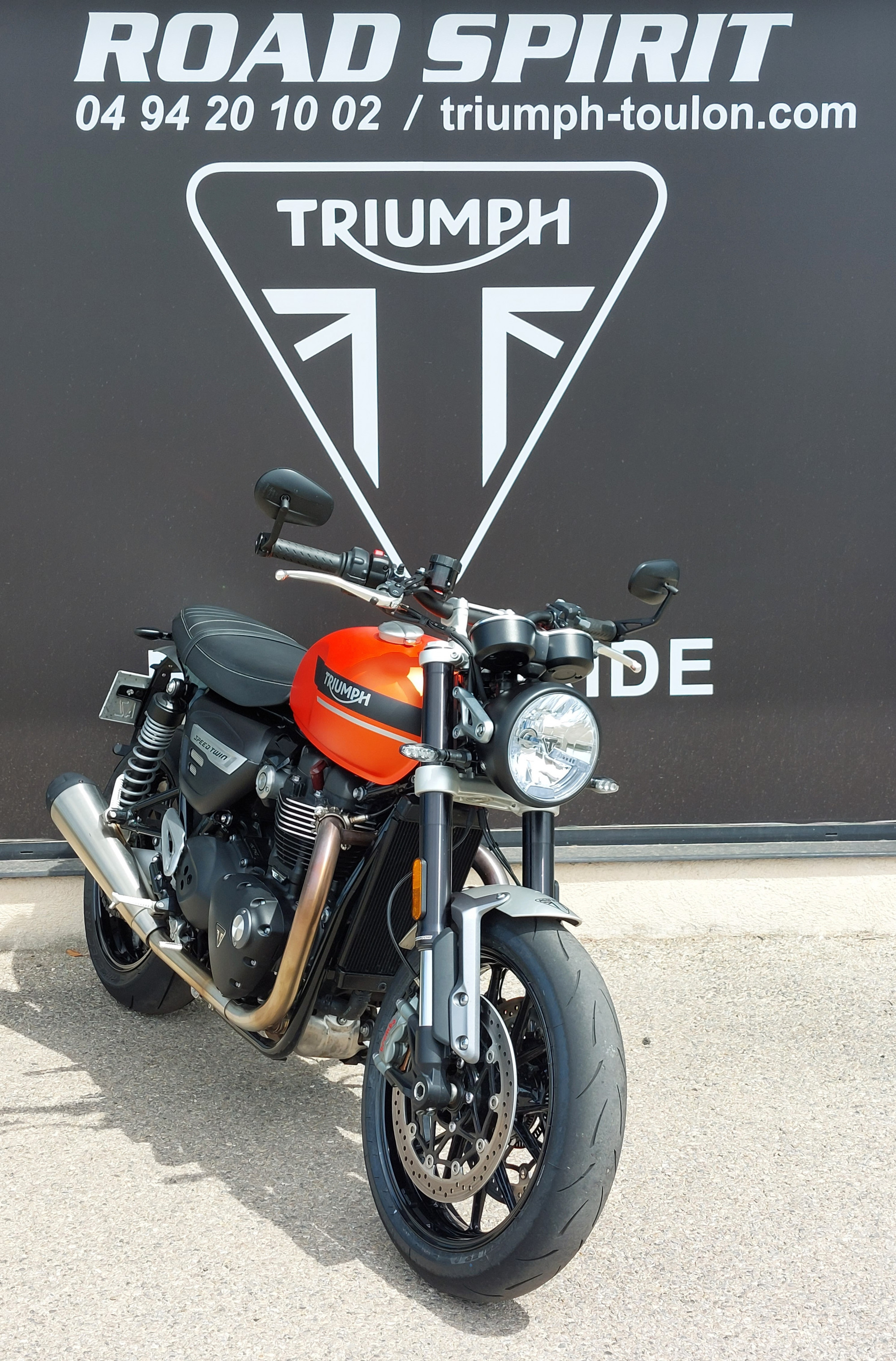 photo de TRIUMPH SPEED TWIN 1200 1200 occasion de couleur  en vente à Ollioules n°2