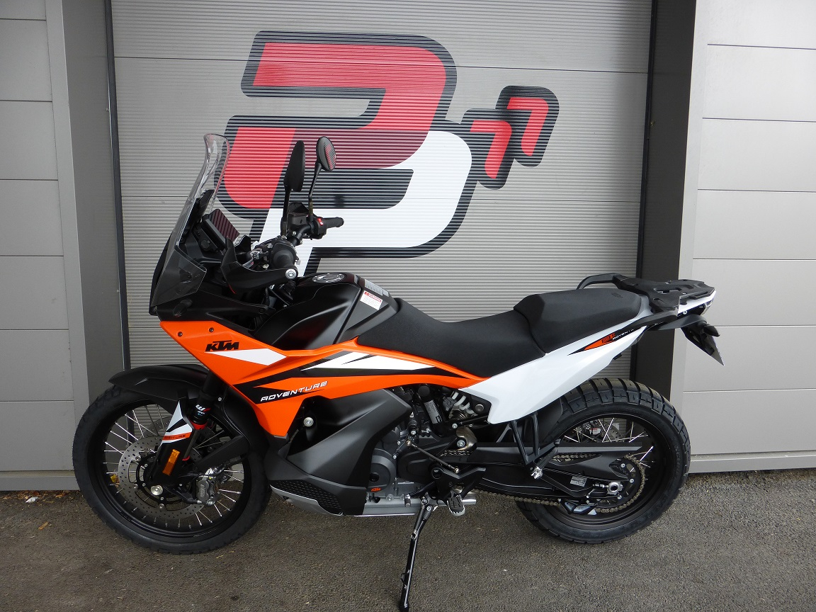 photo de KTM 890 ADVENTURE 2023 889 occasion de couleur  en vente   Vert St Denis