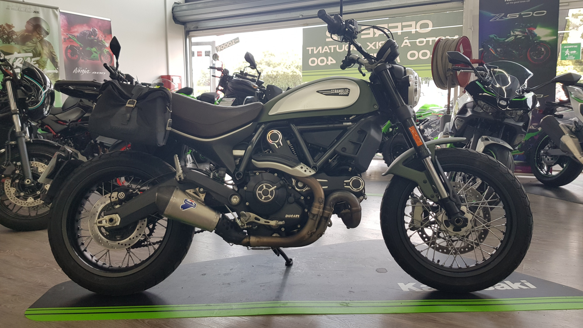 photo de DUCATI SCRAMBLER 800 occasion de couleur  en vente à Nimes n°2