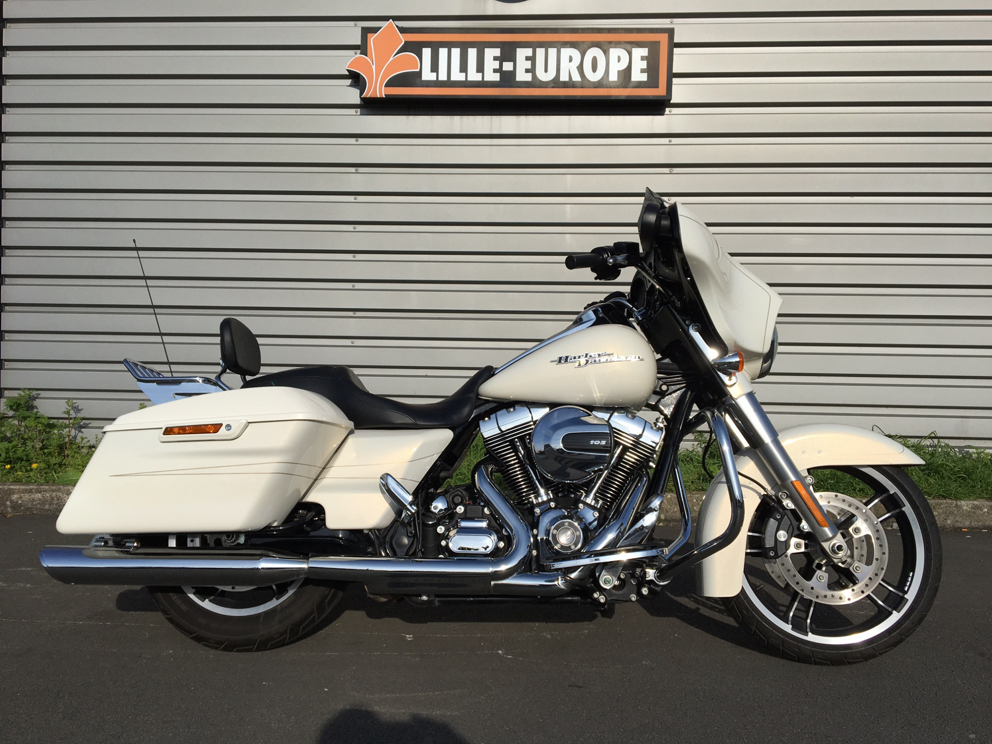Annonce moto Harley-Davidson TOURING STREET GLIDE 1690 SPECIA