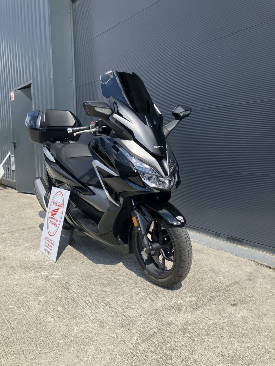 photo de HONDA NSS FORZA 350 350 occasion de couleur  en vente à Fontenay Sur Eure n°3