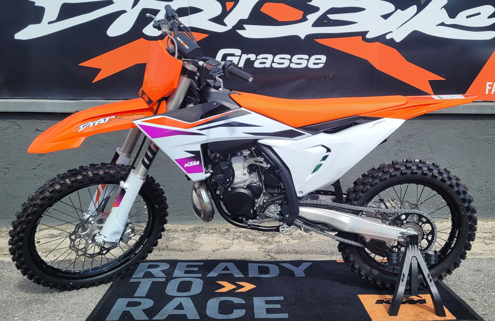 photo de KTM 250 SX 250 occasion de couleur  en vente à Grasse n°2