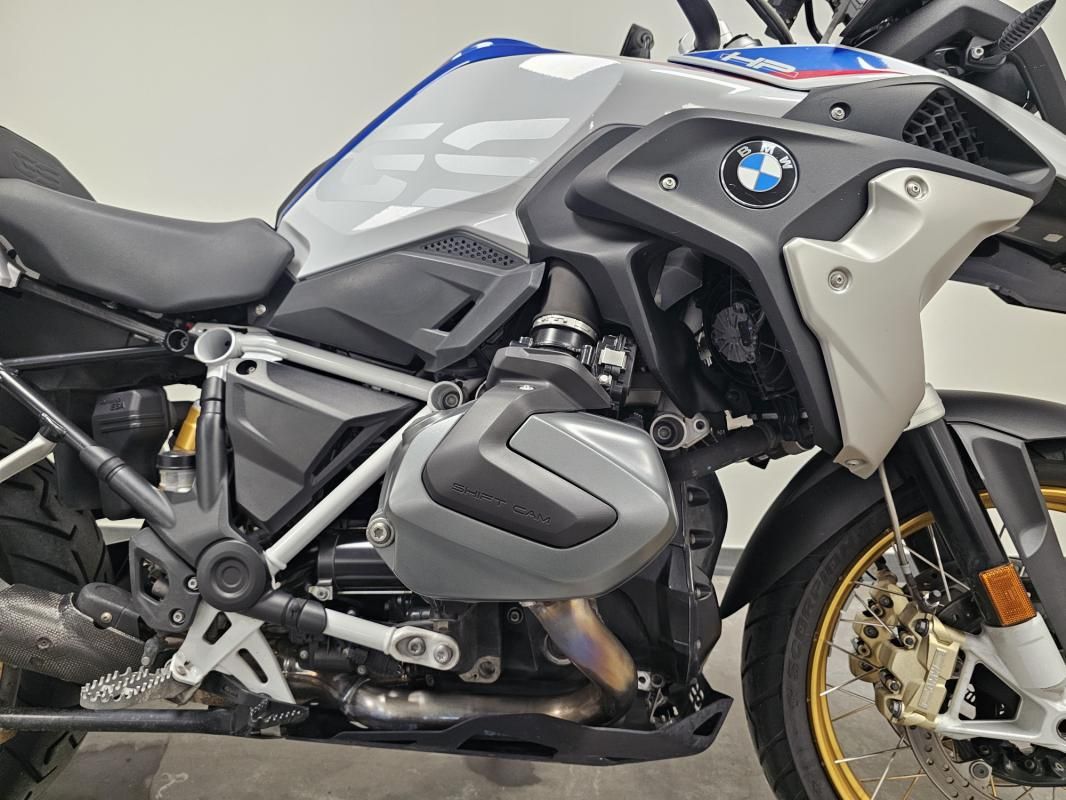 photo de BMW R 1250 GS 1250 occasion de couleur  en vente à Ville La Grand n°2