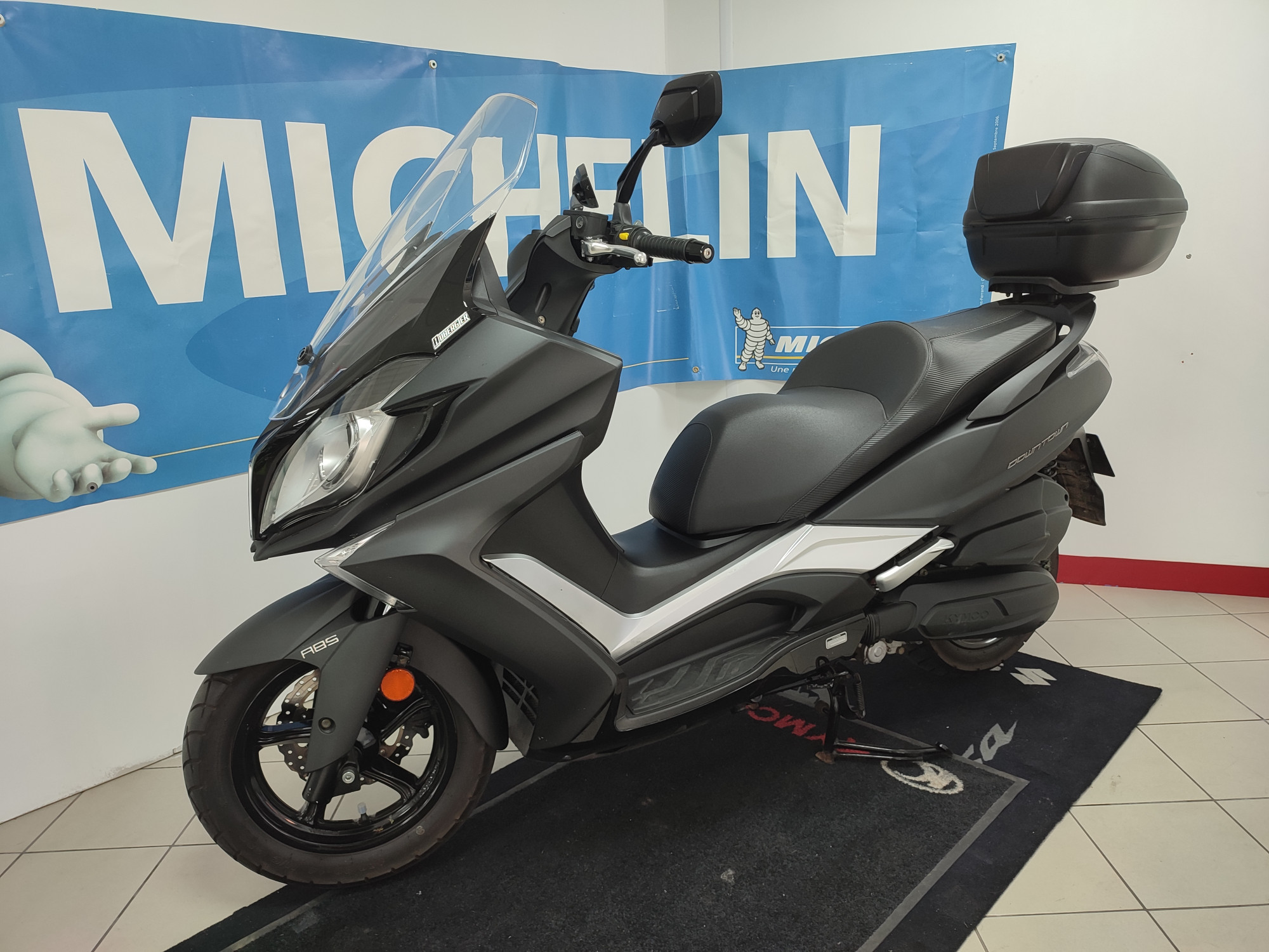 photo de KYMCO DOWNTOWN 125 ABS 125 occasion de couleur  en vente à St Quentin n°2