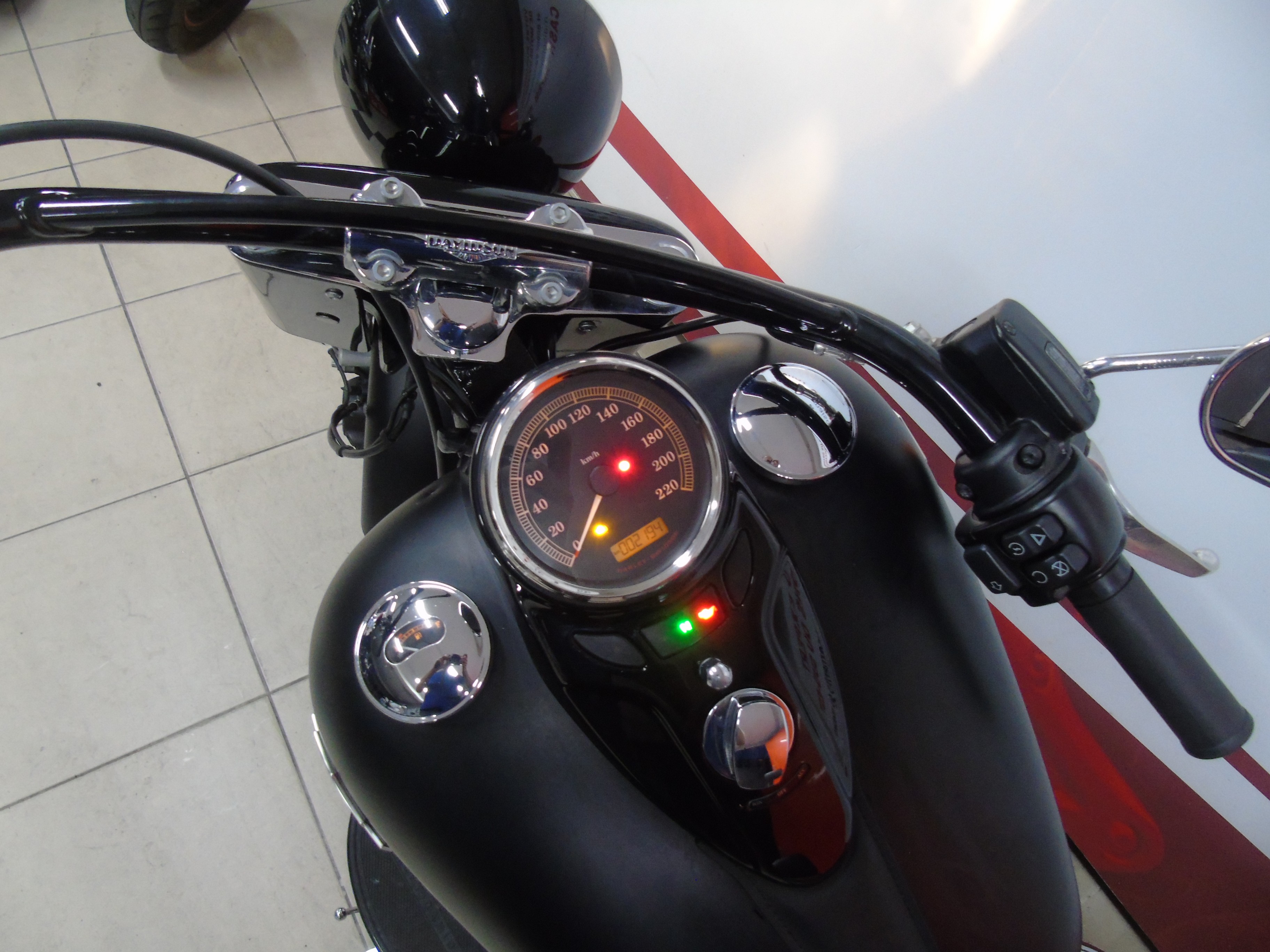 photo de HARLEY DAVIDSON SOFTAIL SLIM 1690 occasion de couleur  en vente à Mougins n°3