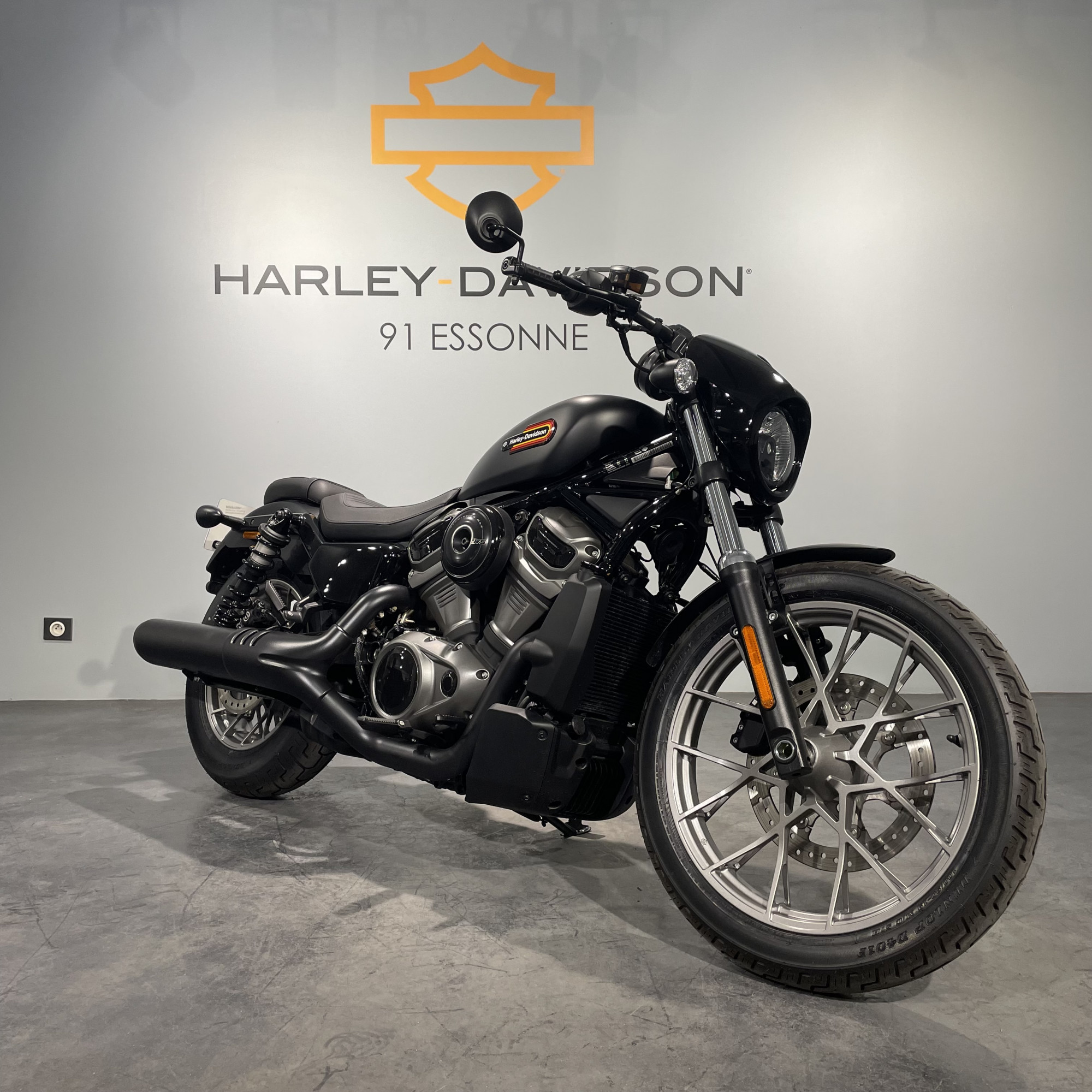 photo de HARLEY DAVIDSON SPORTSTER NIGHTSTER 975 975 occasion de couleur  en vente à Ballainvilliers n°3