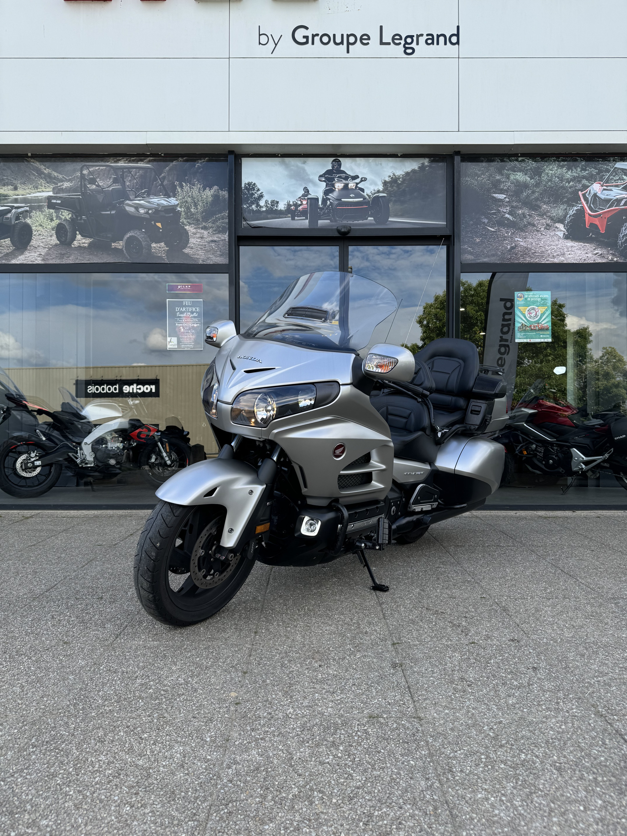 photo de HONDA GL1800 GOLDWING 1800 occasion de couleur  en vente à La Chapelle Des Fougeretz n°3