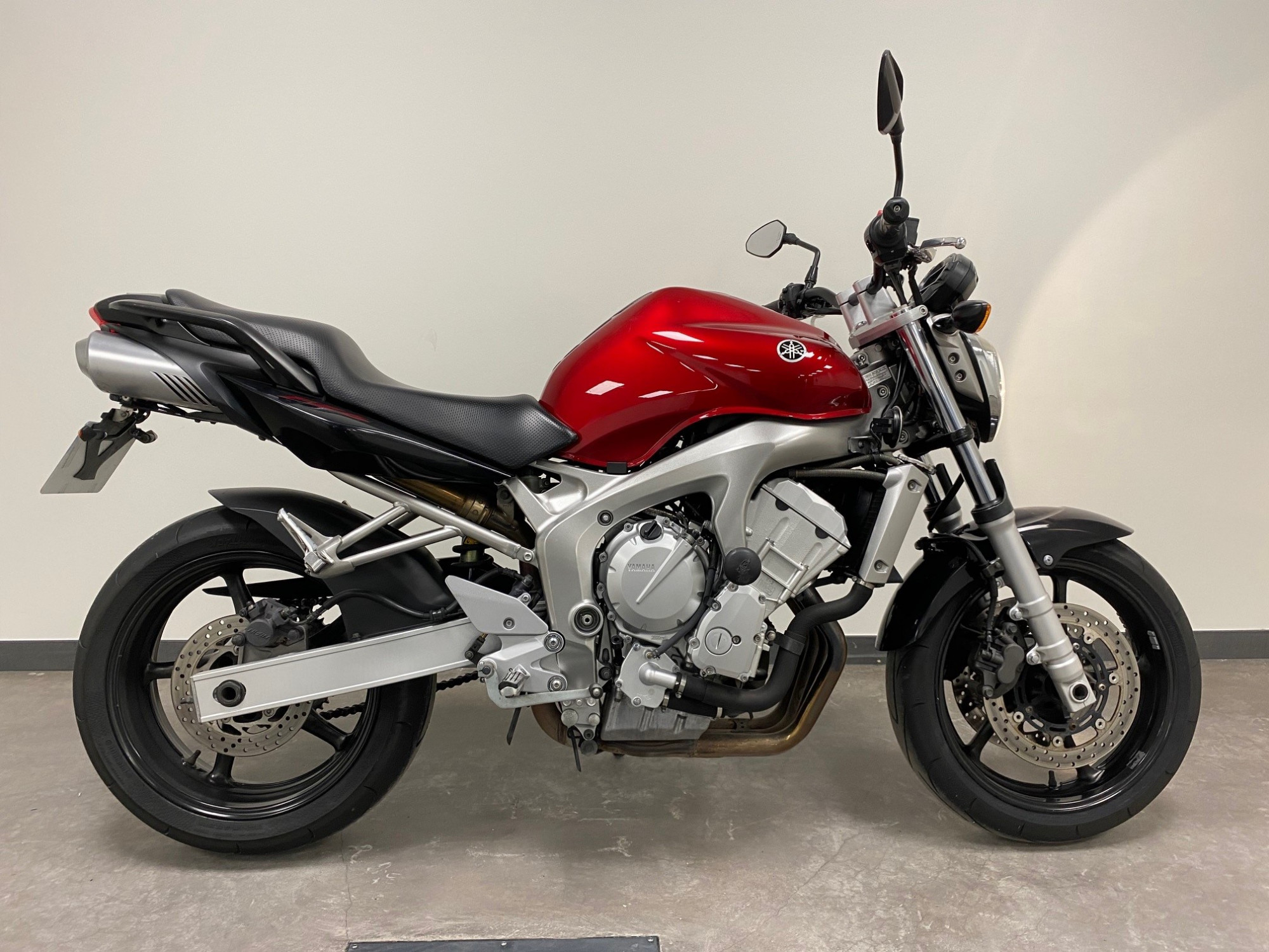 Annonce moto Yamaha FZ6 (98CV)