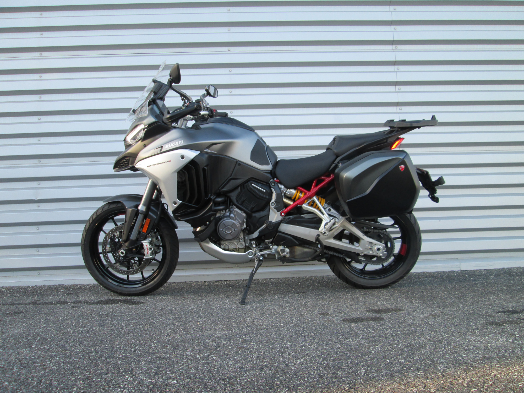 photo de DUCATI MULTISTRADA V4 S 1153 occasion de couleur  en vente à Auch n°1