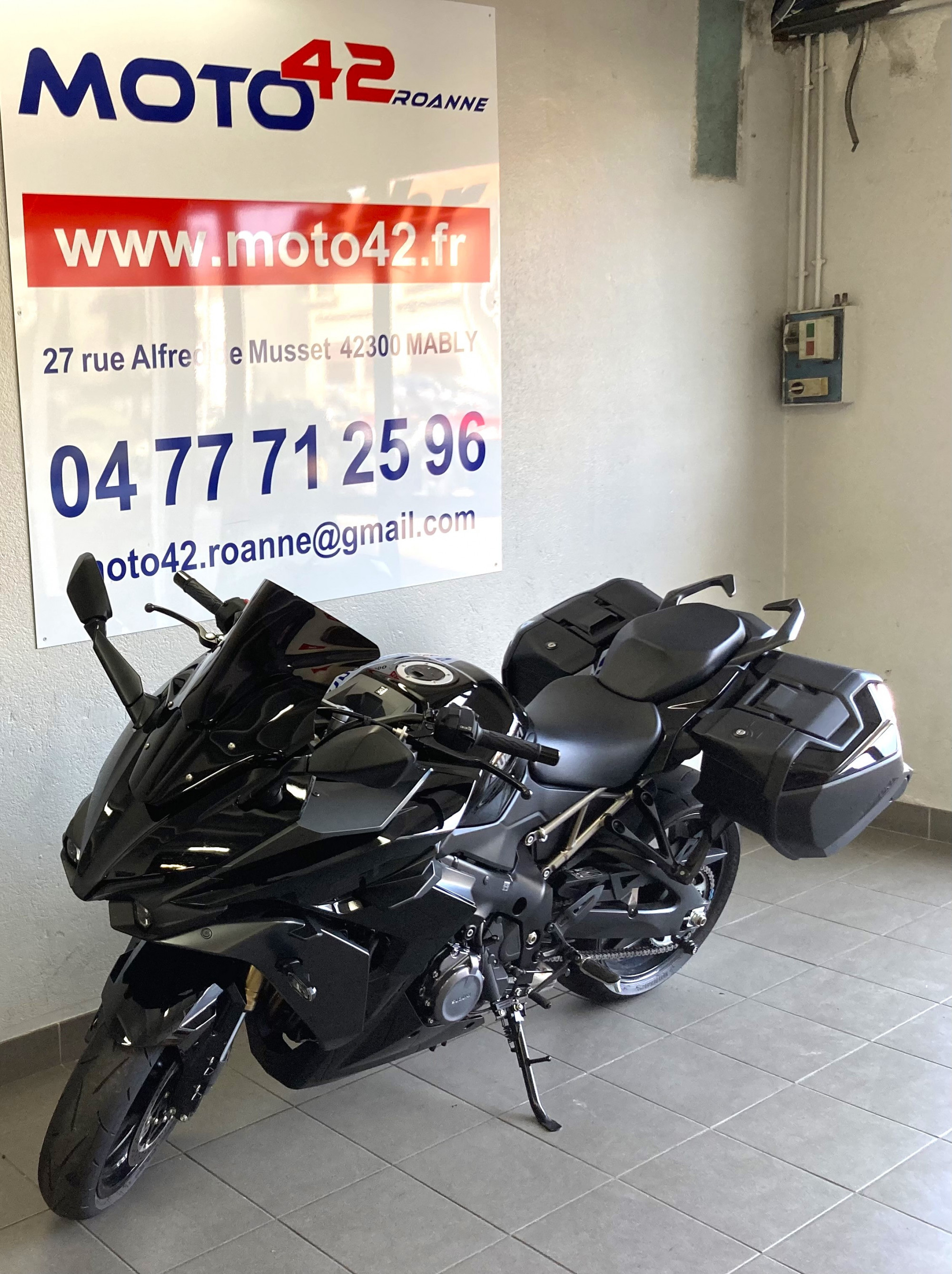 photo de SUZUKI GSX-S 1000 ABS 1000 occasion de couleur  en vente à Mably n°1