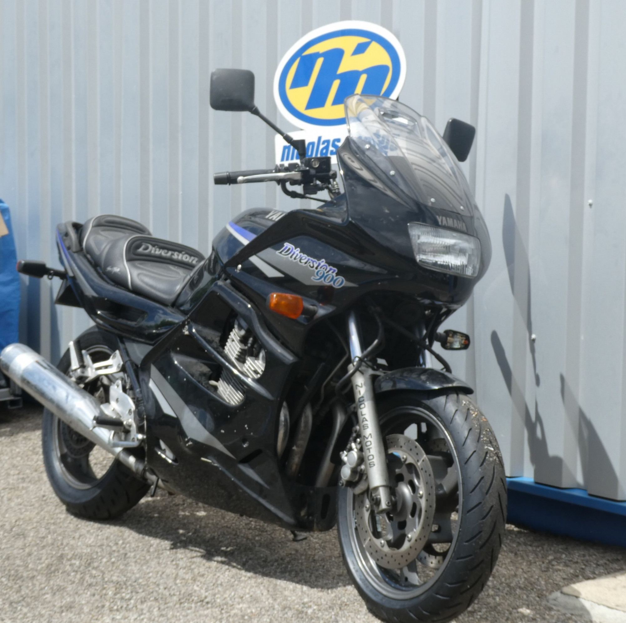 photo de YAMAHA XJ 900 occasion de couleur  en vente à Annonay n°2