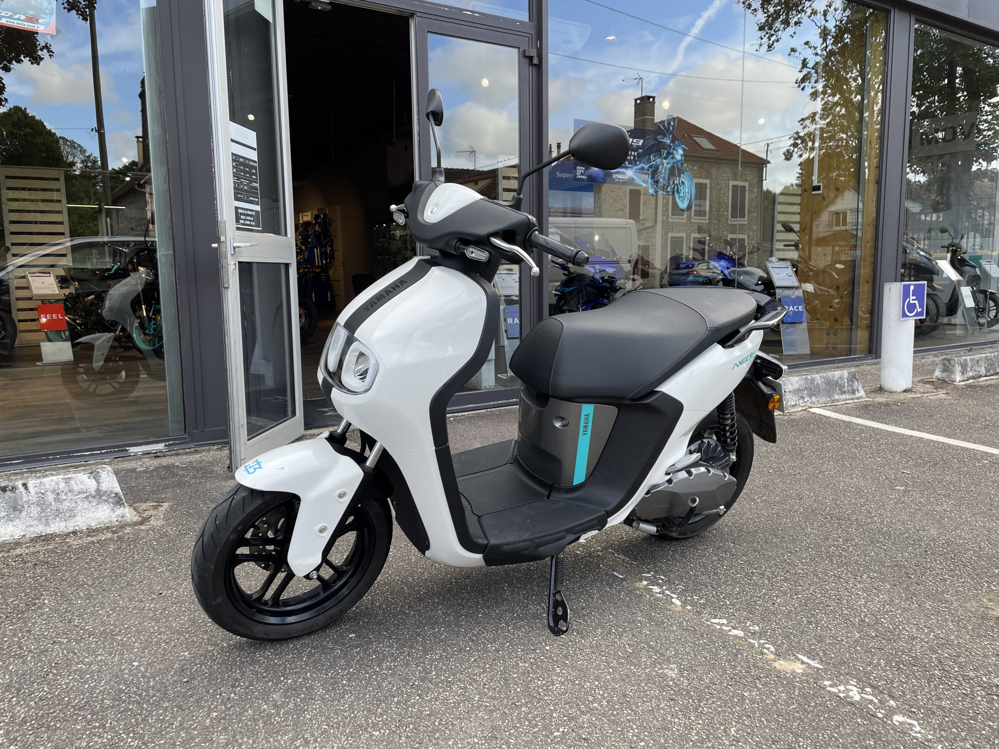 photo de YAMAHA NEO'S 50 ELECTRIQUE 50 occasion de couleur  en vente à Vernon n°1