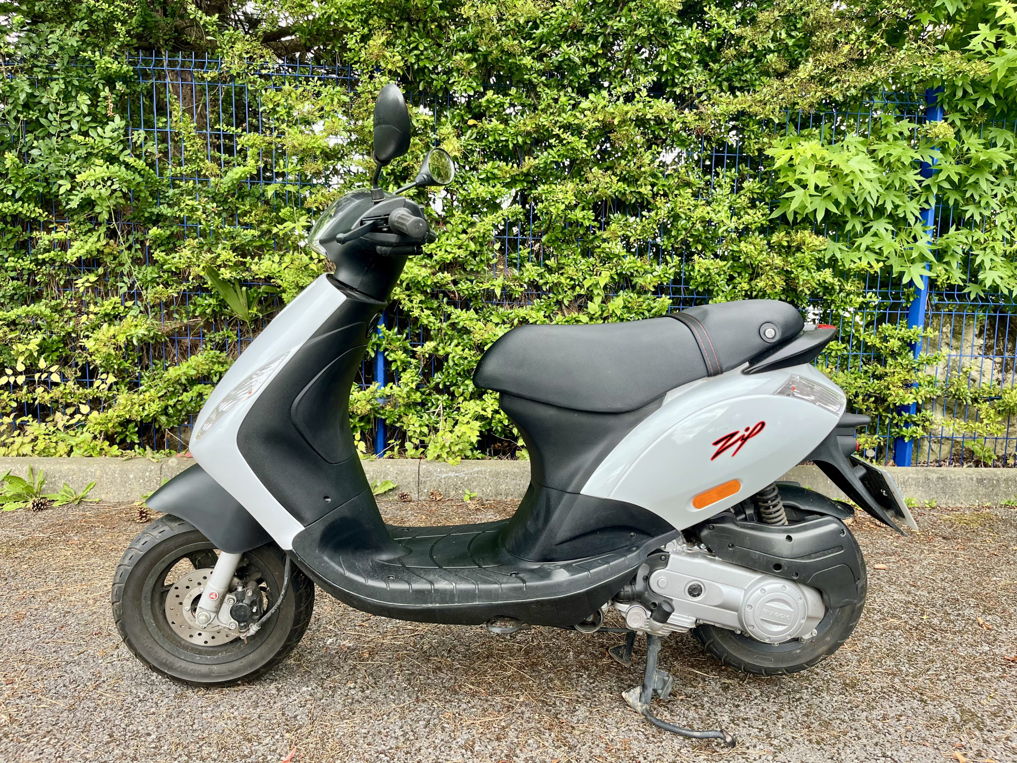 photo de PIAGGIO ZIP 50 4T 50 occasion de couleur  en vente à St Maximin n°1