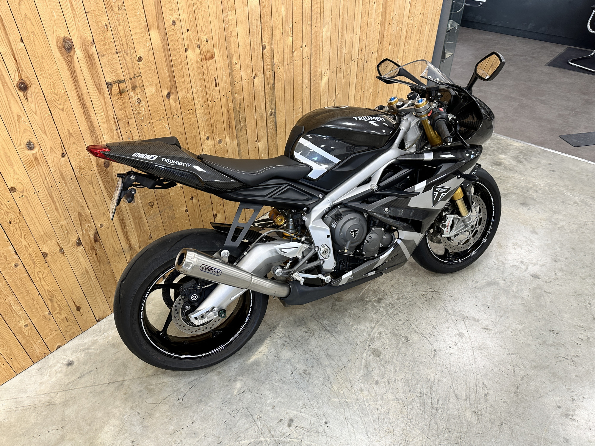 photo de TRIUMPH DAYTONA 765 MOTO 2 765 occasion de couleur  en vente à Valence n°2