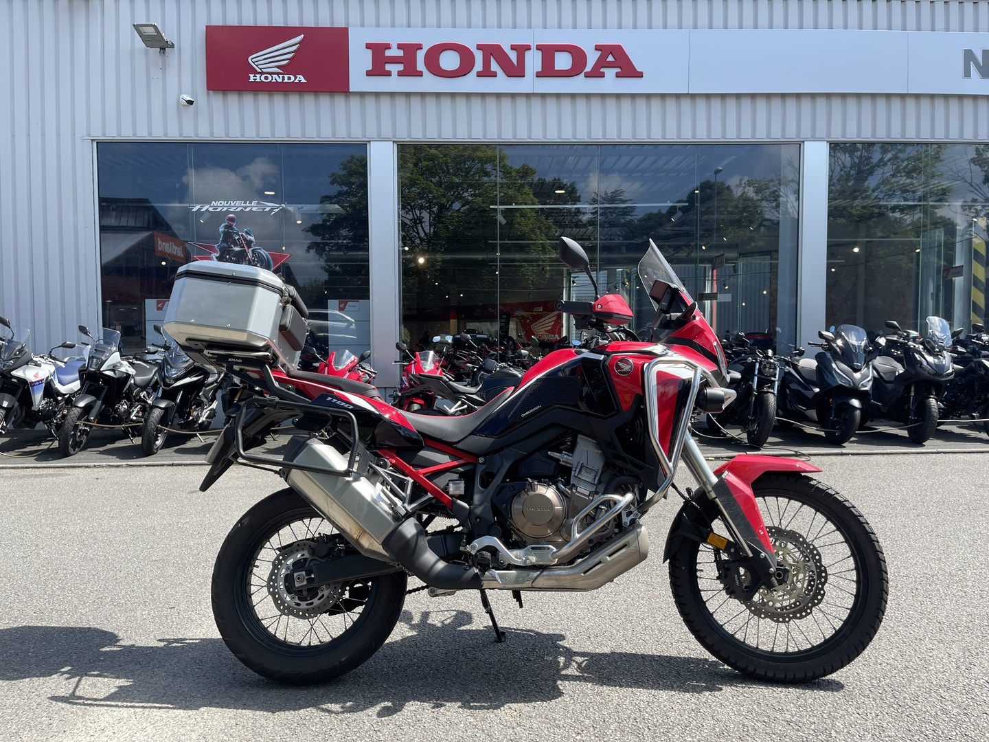 photo de HONDA CRF1100A 1084 occasion de couleur  en vente à Orvault n°2