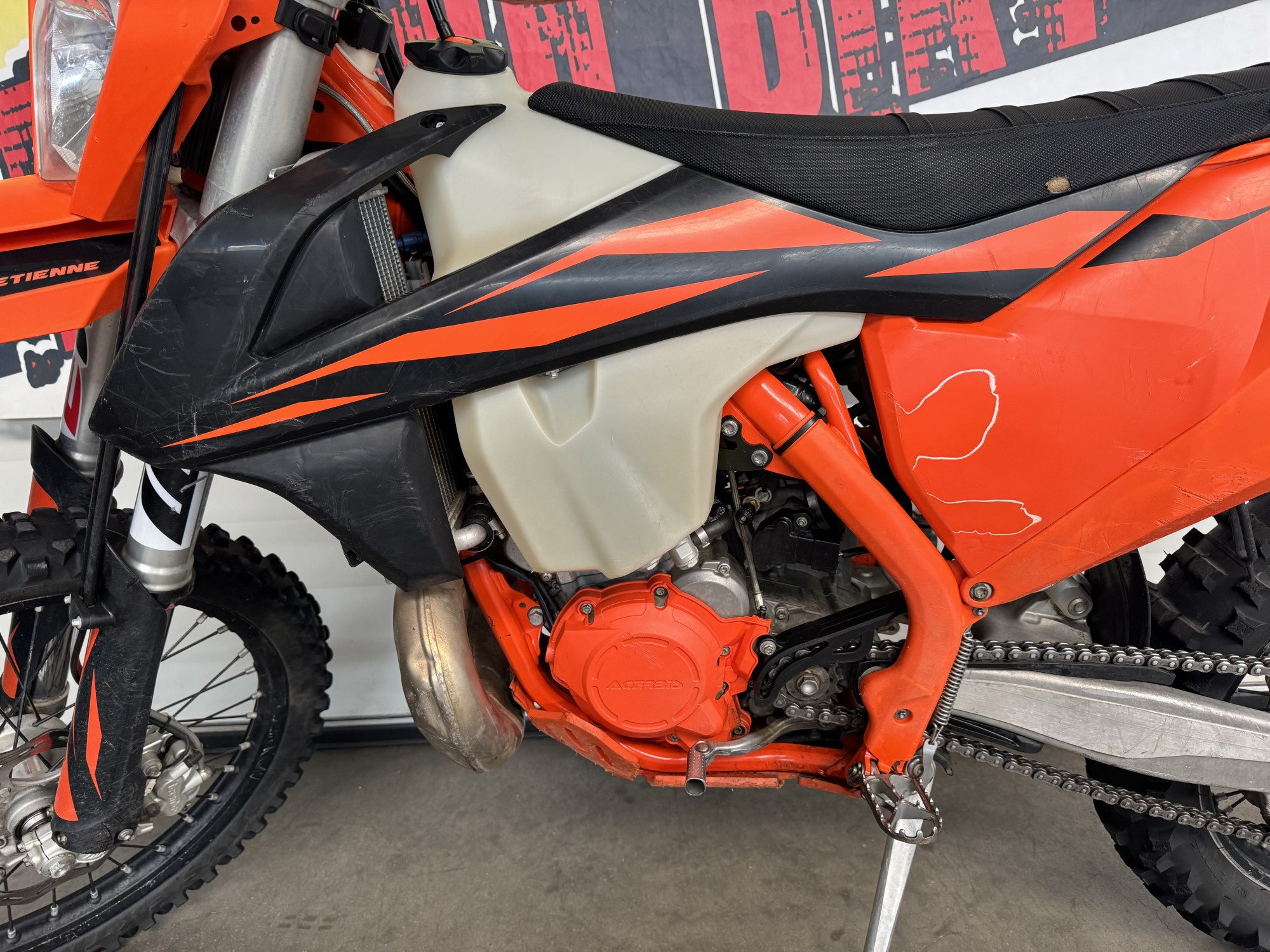 photo de KTM EXC (ENDURO) 300 occasion de couleur  en vente à St Germain Laprade n°2