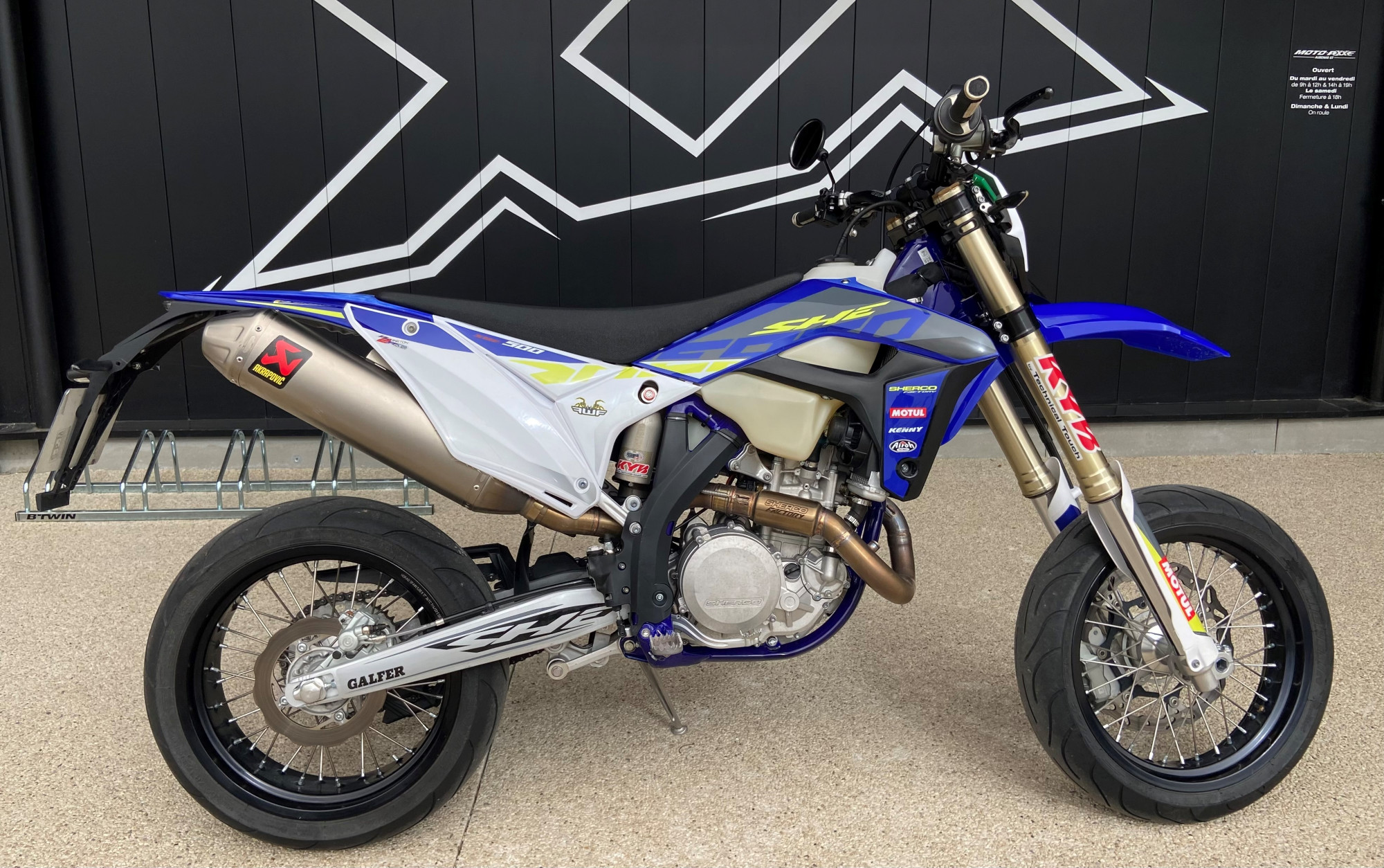 photo de SHERCO SUPERMOTARD 500 occasion de couleur  en vente à Aubenas n°2