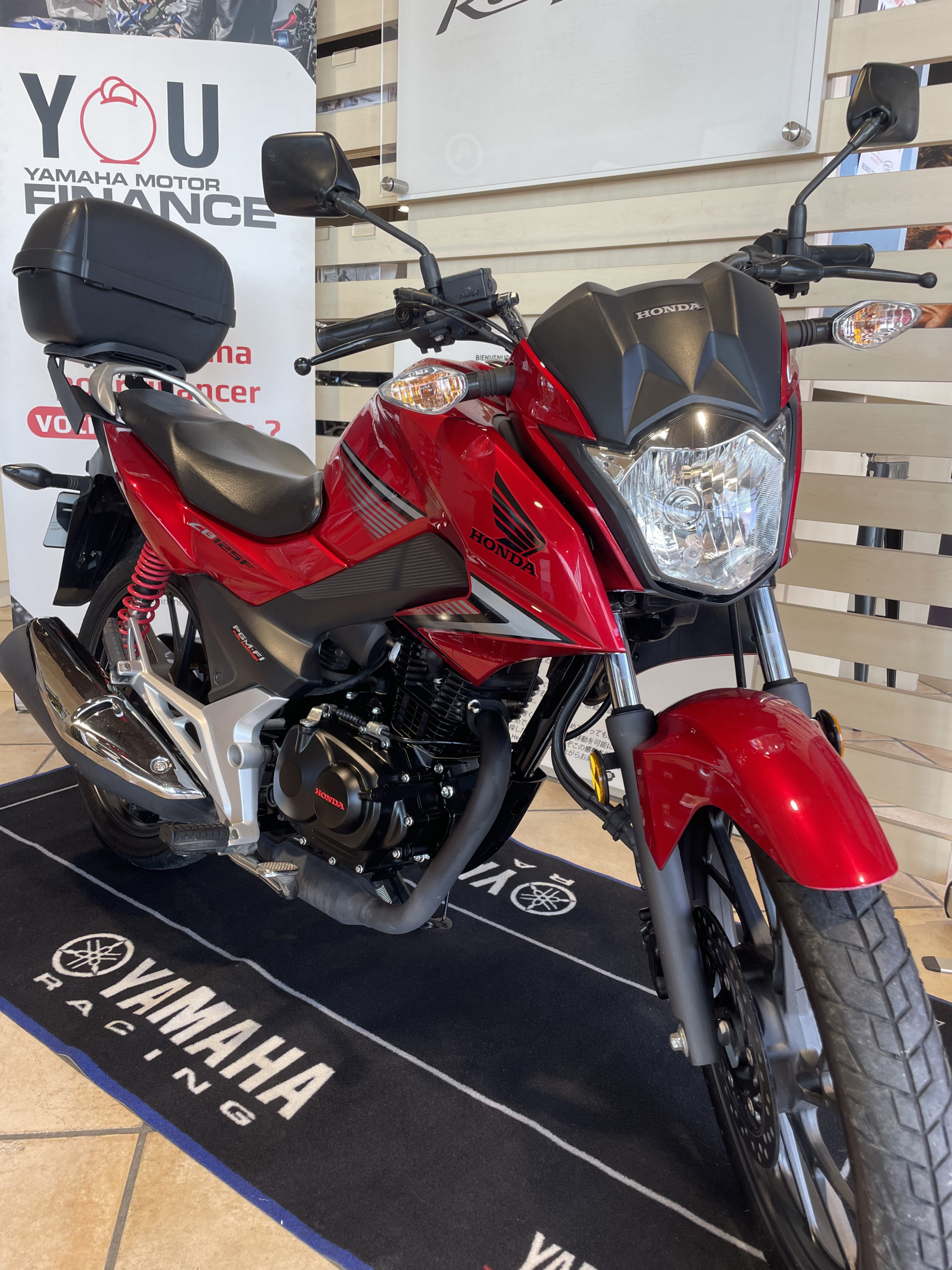 photo de HONDA CBF 125 occasion de couleur  en vente à Ales n°3