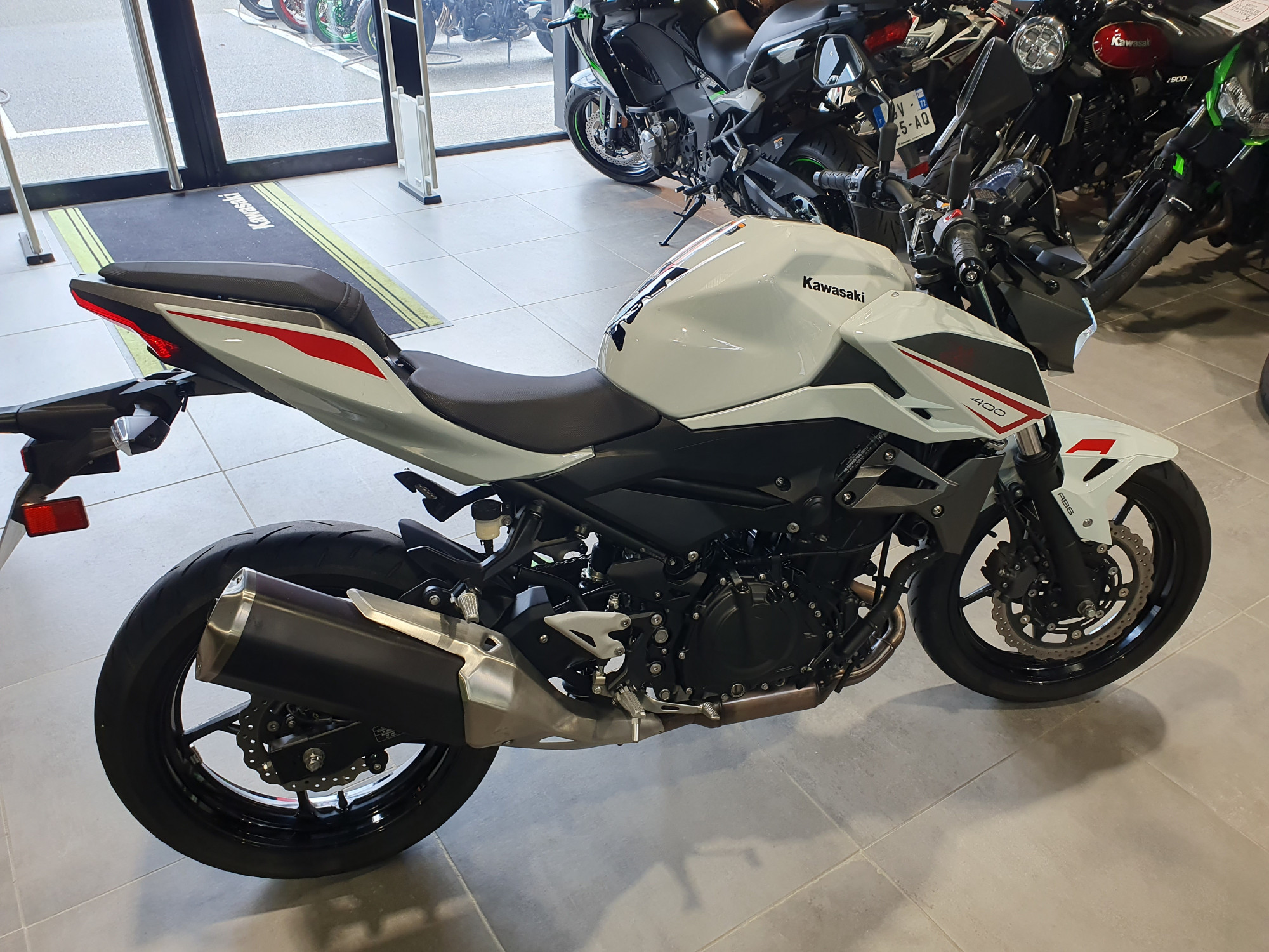 photo de KAWASAKI Z400 400 occasion de couleur  en vente   Ruaudin