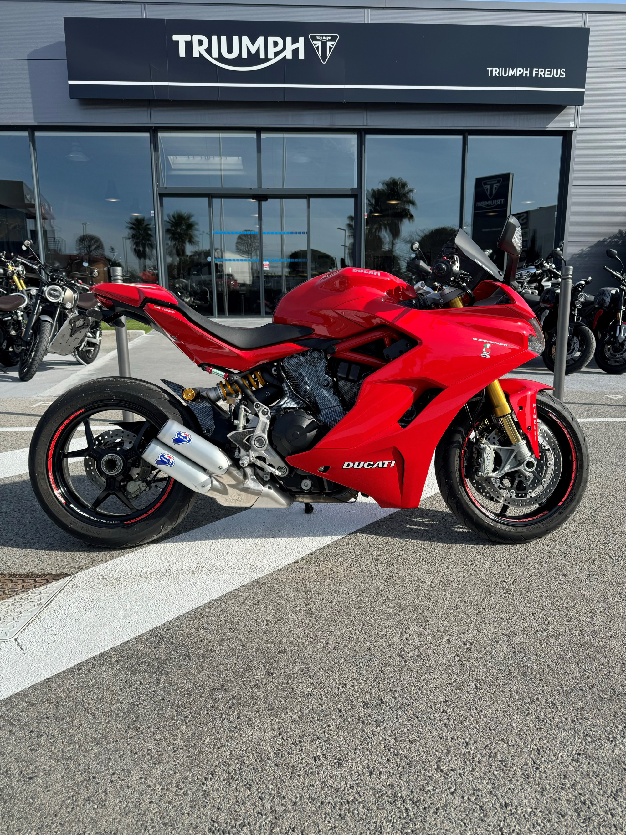 photo de DUCATI 939 SS 939 occasion de couleur  en vente   Frejus