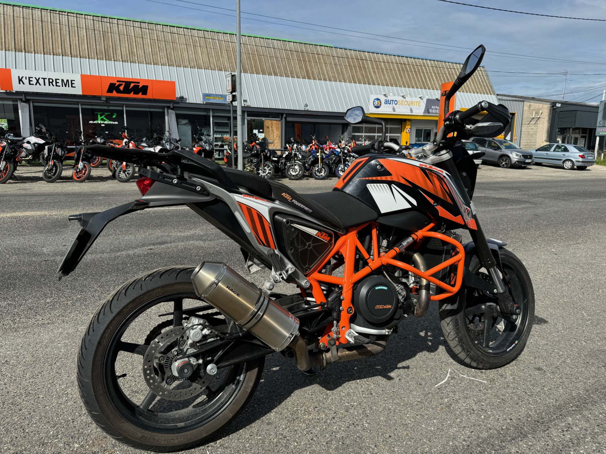 photo de KTM 690 DUKE 690 occasion de couleur  en vente   Montauban