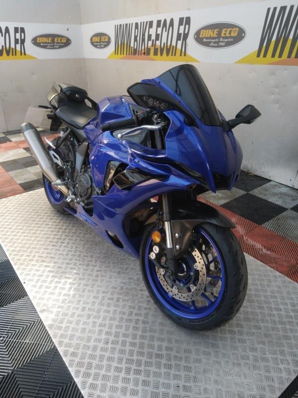 photo de YAMAHA YZF-R7 7 occasion de couleur  en vente à Vitrolles n°3