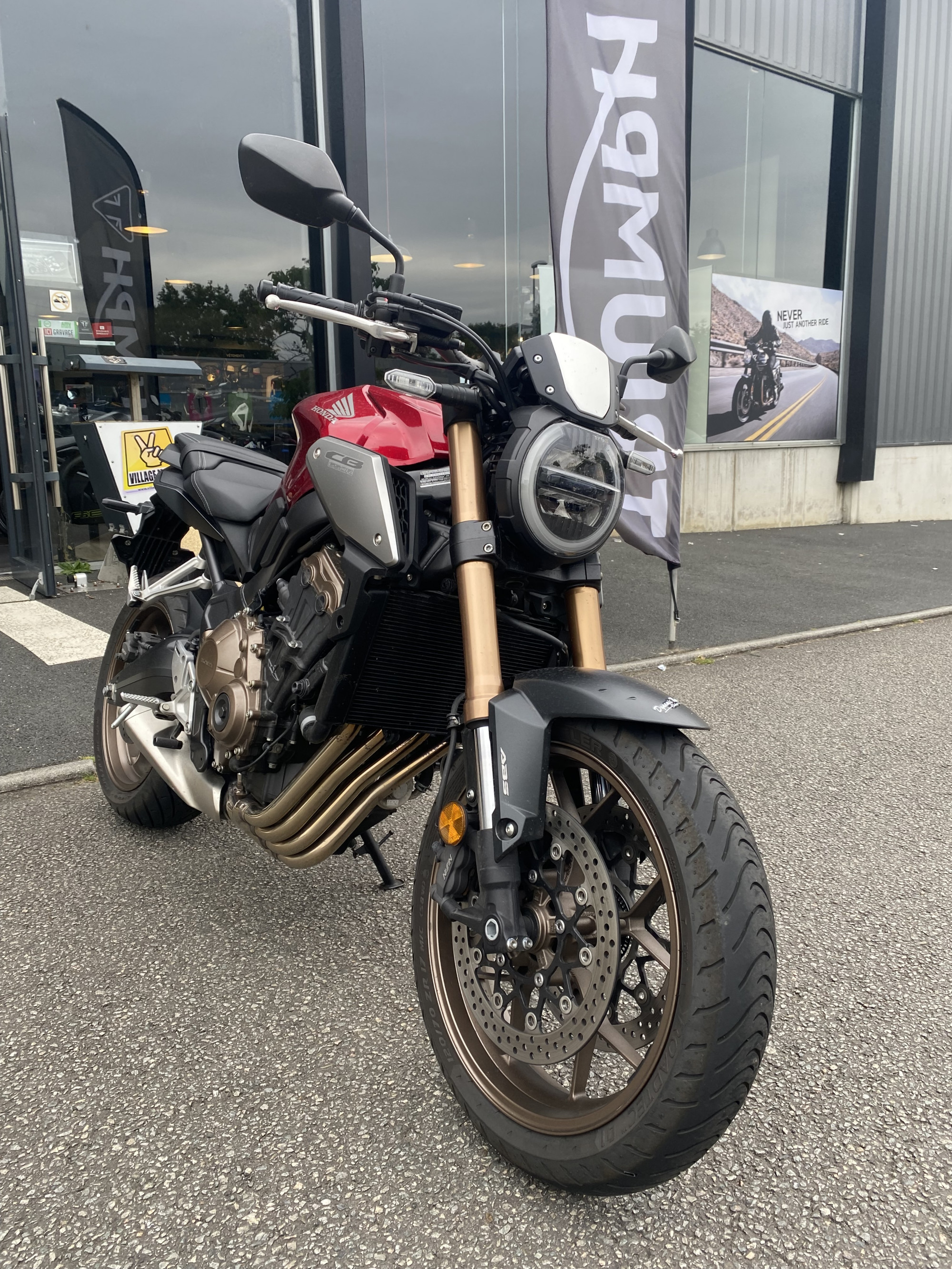 photo de HONDA CB650R NEO SPORTS CAFé 650 occasion de couleur  en vente à Orvault n°2