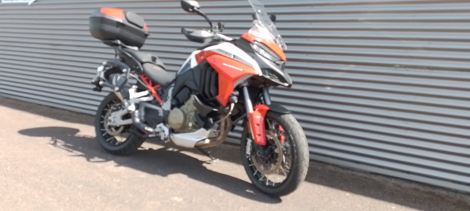 photo de DUCATI MULTISTRADA V4S SPORT 1158 occasion de couleur  en vente   Chalon Sur Saone