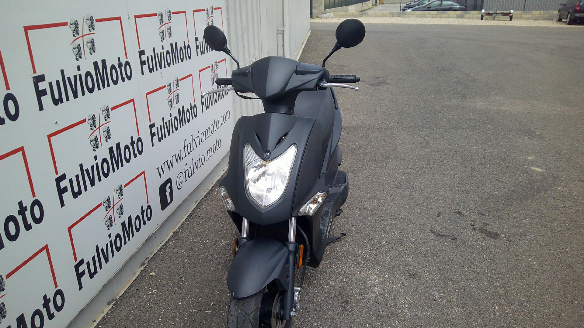 photo de KYMCO AGILITY 50 FR 50 occasion de couleur  en vente à Arles n°3