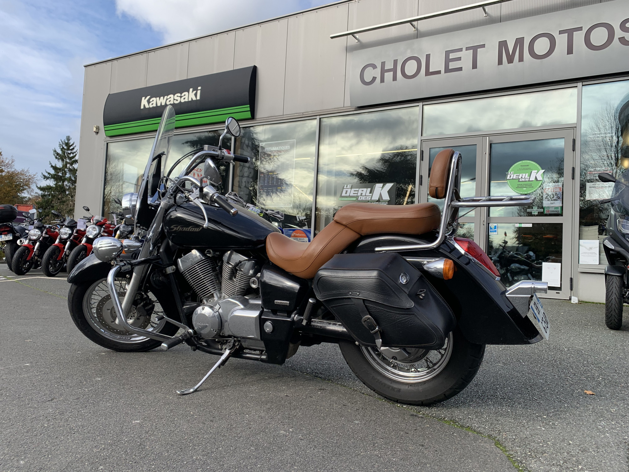 photo de HONDA VT SHADOW 750 750 occasion de couleur  en vente à Cholet n°2