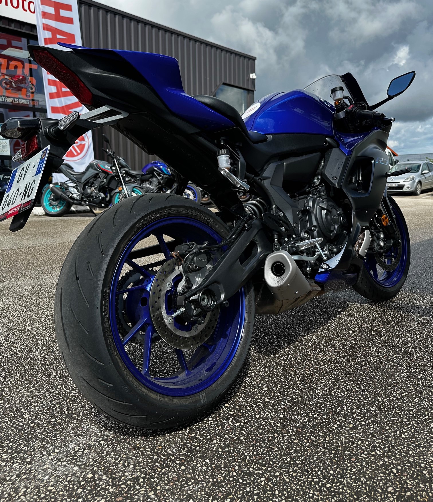 photo de YAMAHA YZF-R7 7 occasion de couleur  en vente à Sevrey n°2