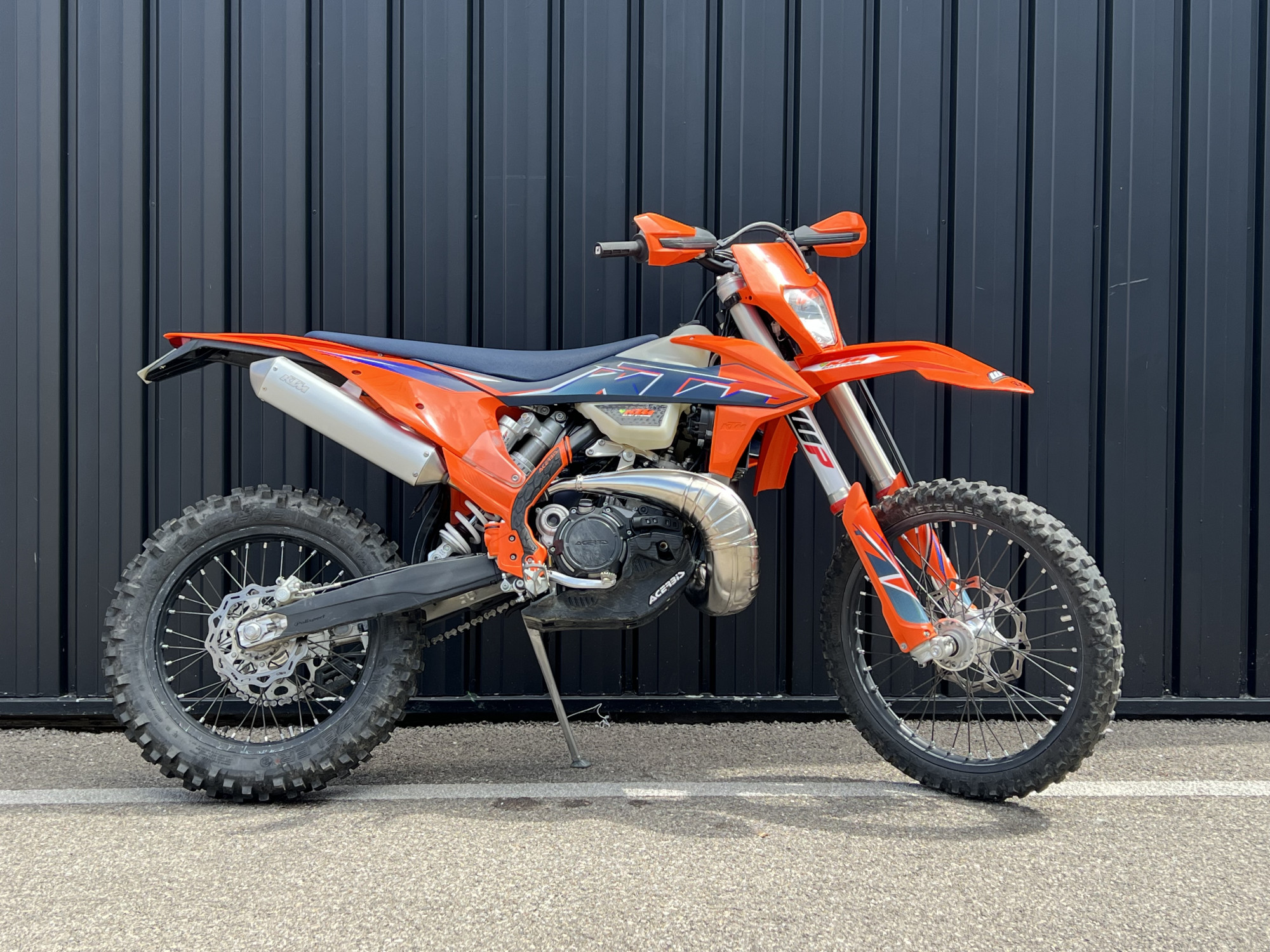 photo de KTM KTM 300 EXC TPI 2022 300 occasion de couleur  en vente à St etienne n°2