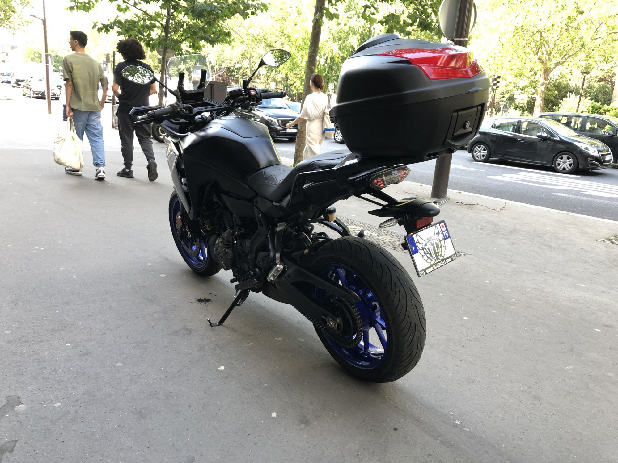 photo de YAMAHA TRACER 7 689 occasion de couleur  en vente à Paris 17 n°2