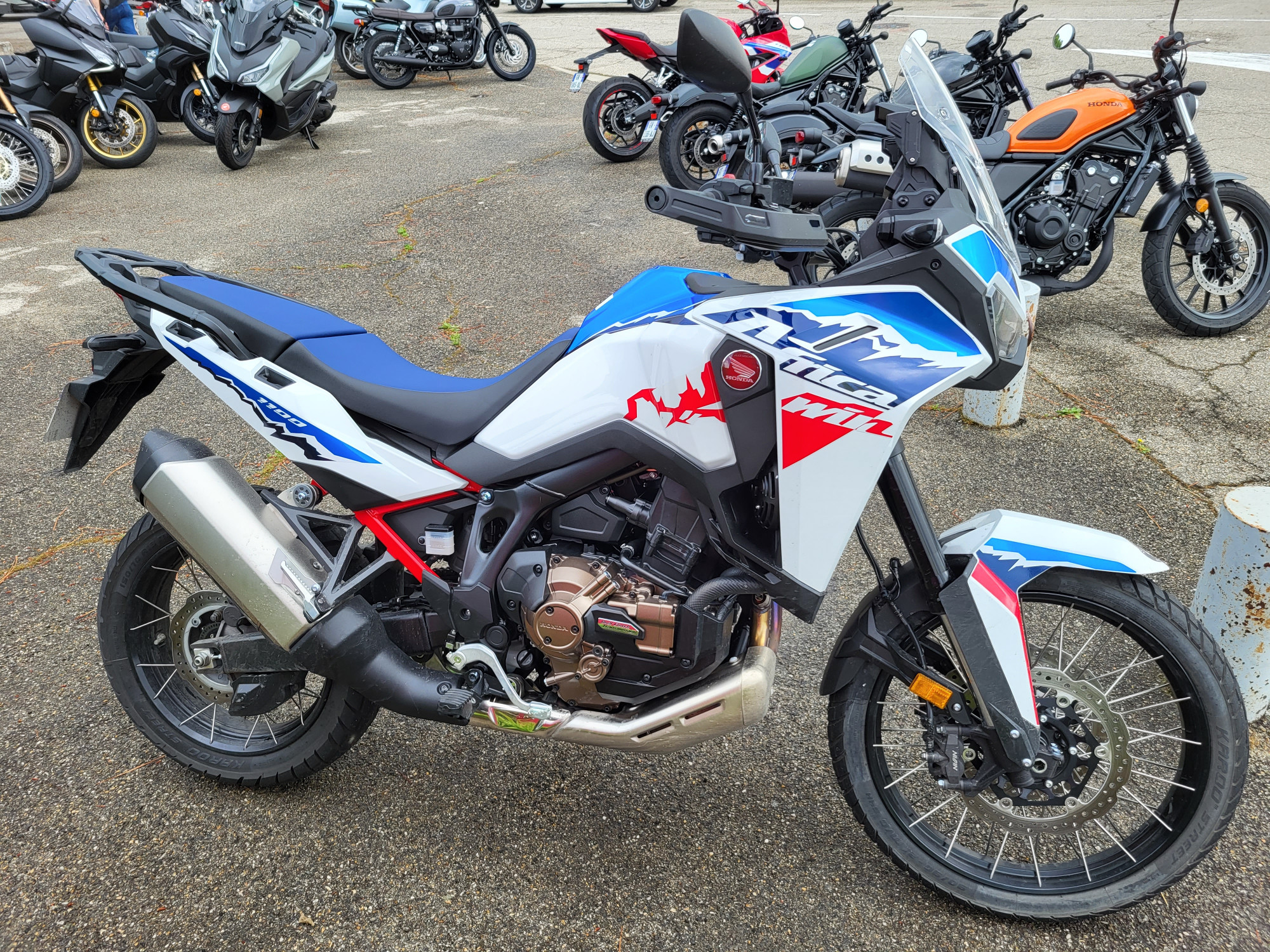 photo de HONDA AFRICA TWIN CRF1100L 1100 occasion de couleur  en vente à Arles n°2