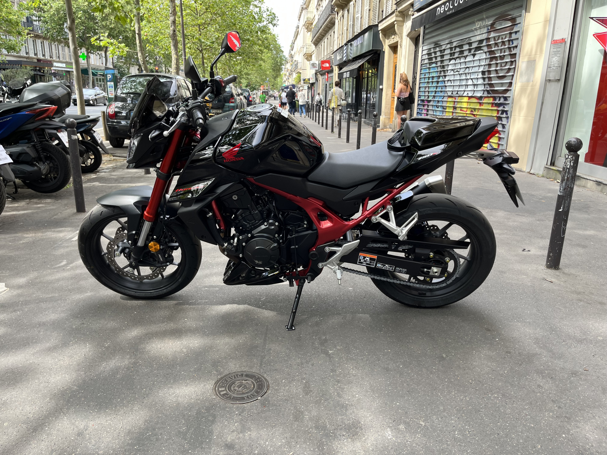 photo de HONDA CB HORNET 750 occasion de couleur  en vente à Paris 11 n°1