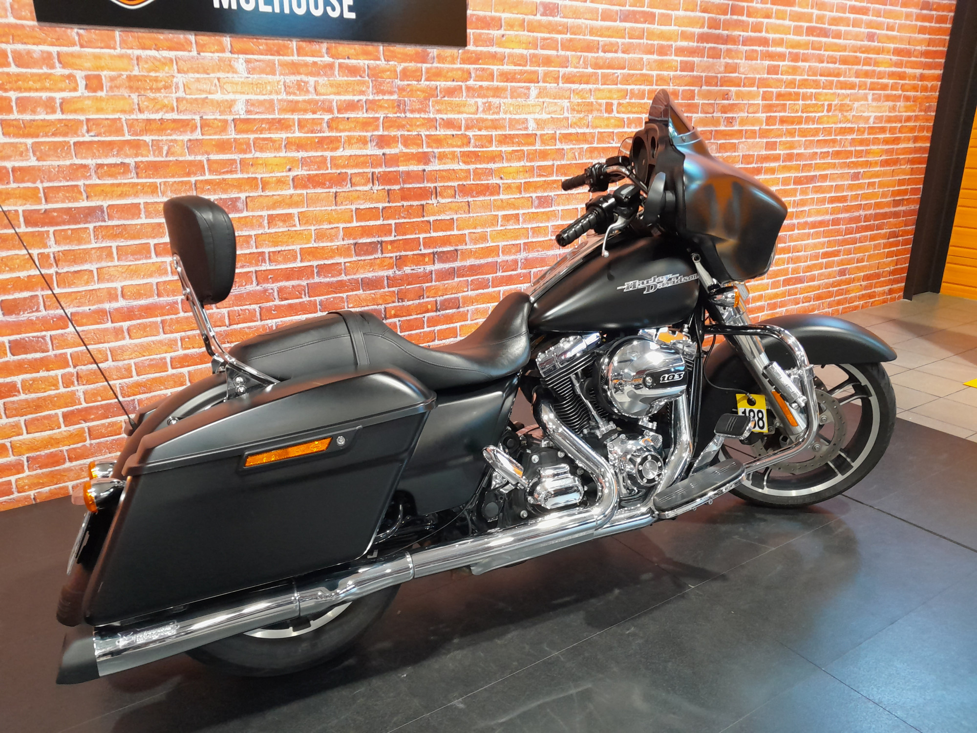 photo de HARLEY DAVIDSON TOURING STREET GLIDE 1690 1690 occasion de couleur  en vente à Sausheim n°3