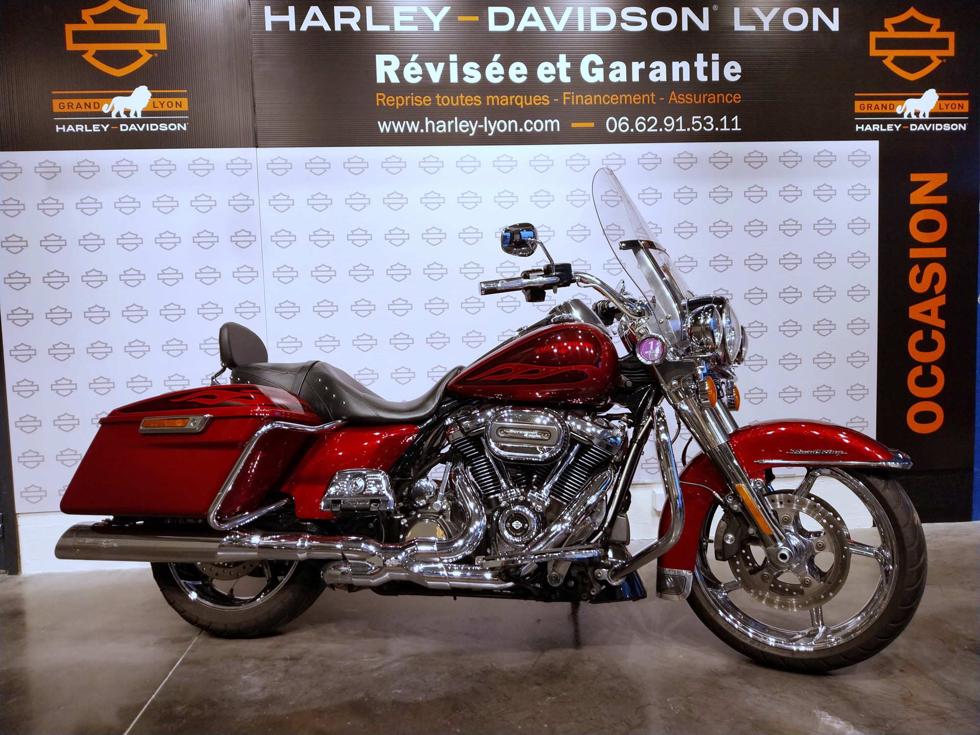 Annonce moto Harley-Davidson TOURING ROAD KING 1745 STANDARD