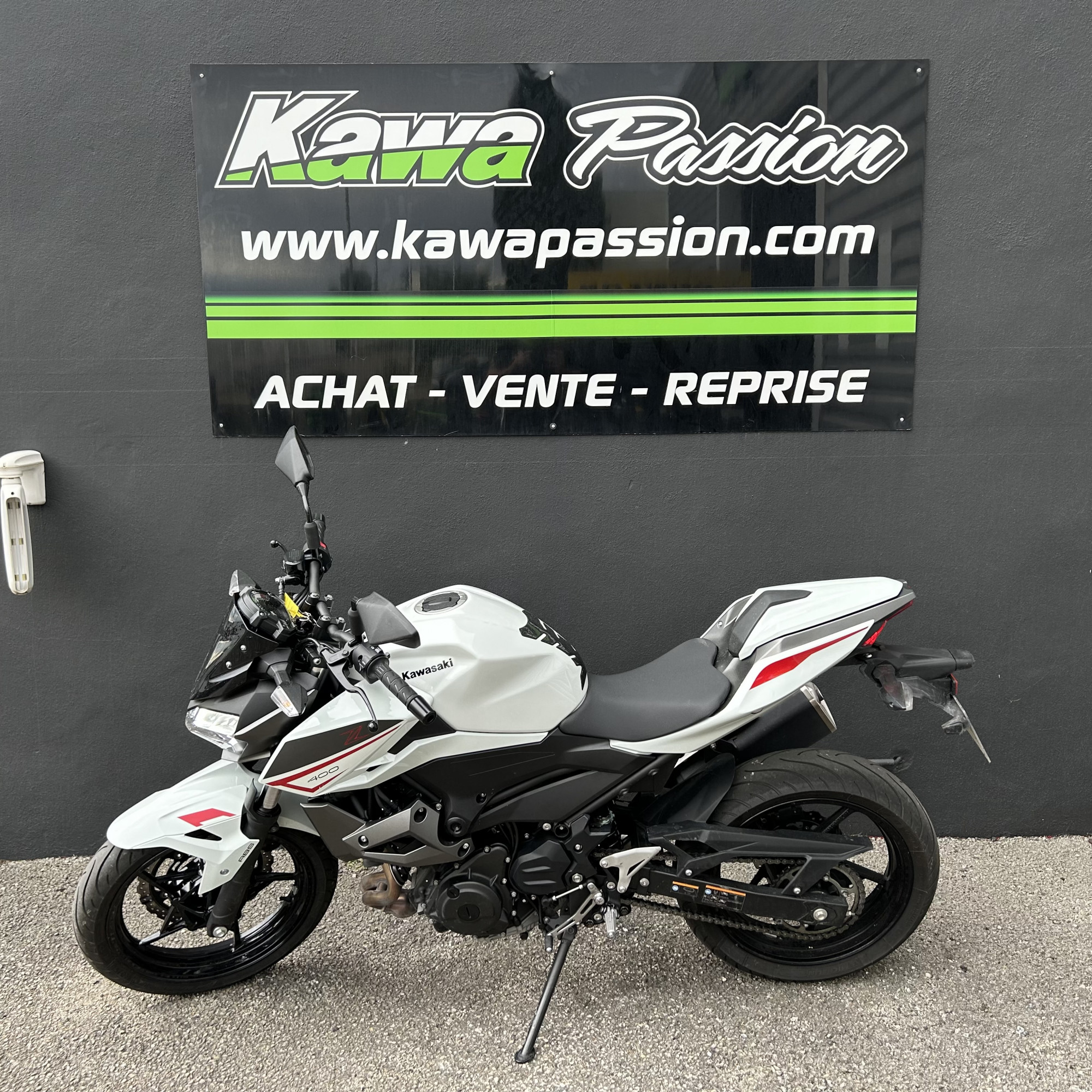 photo de KAWASAKI Z400 399 occasion de couleur  en vente   Ales