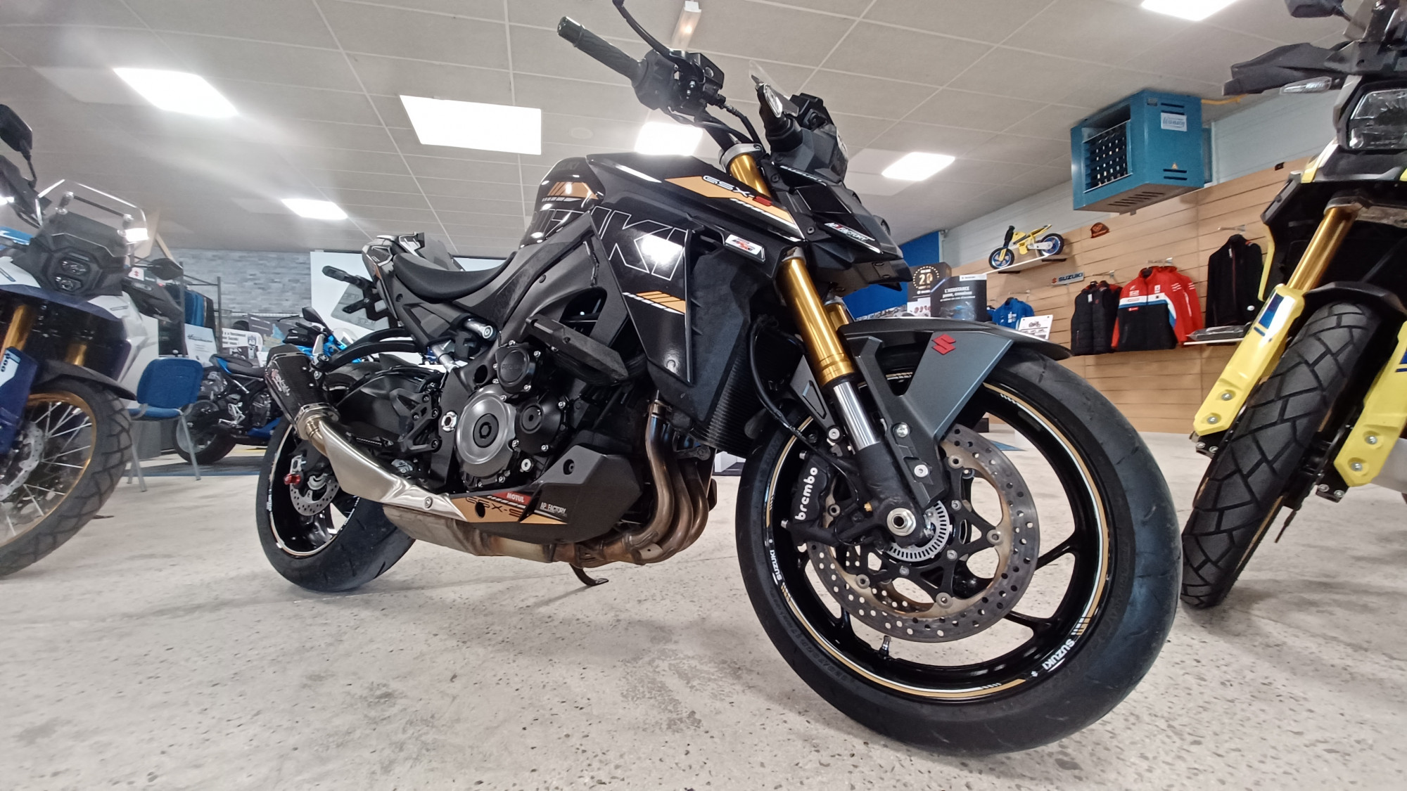 photo de SUZUKI GSX-S 1000 ABS 1000 occasion de couleur  en vente   Laon