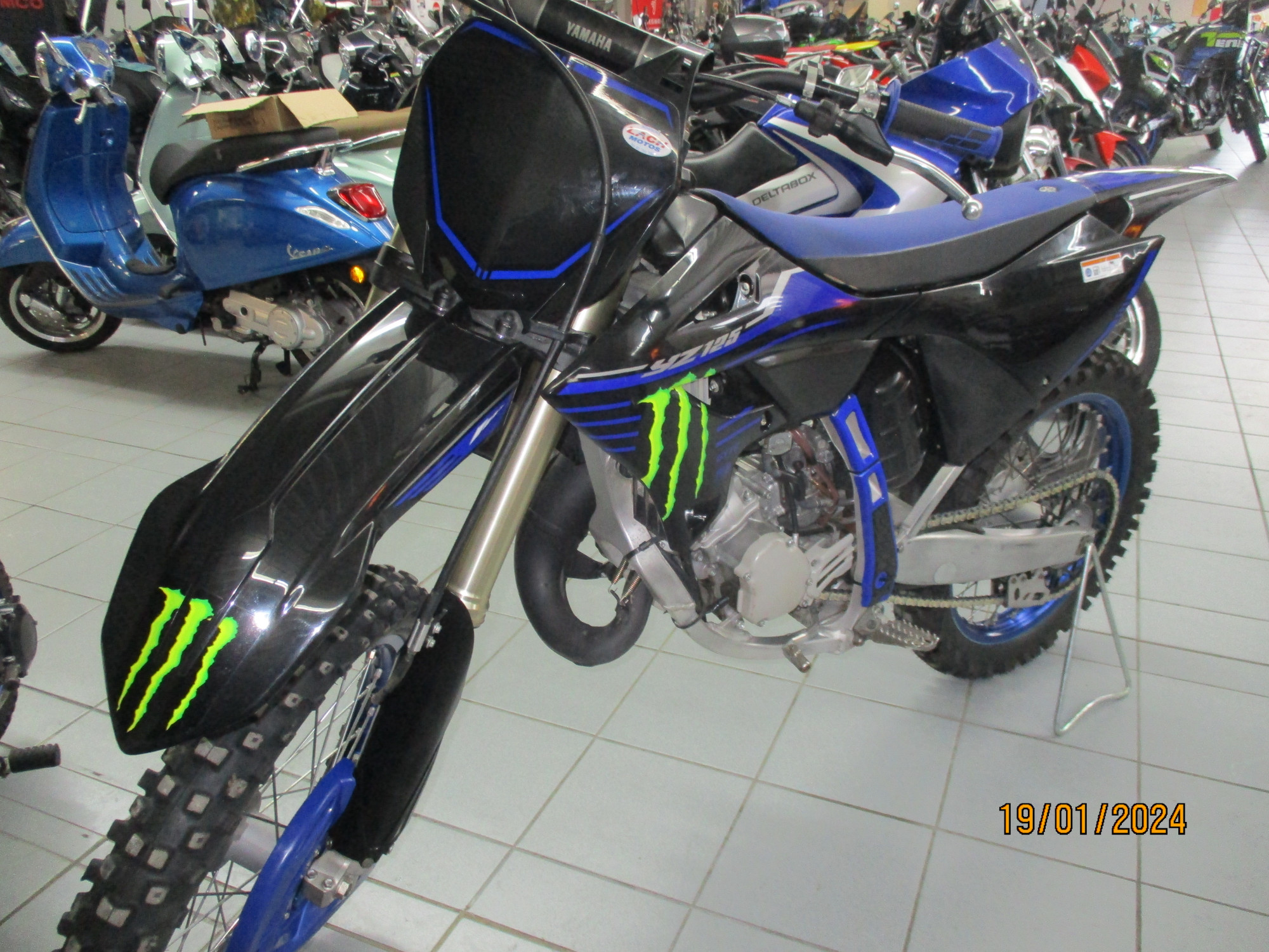 photo de YAMAHA YZ125 MONSTER ENERGY 125 occasion de couleur  en vente à Soissons n°3