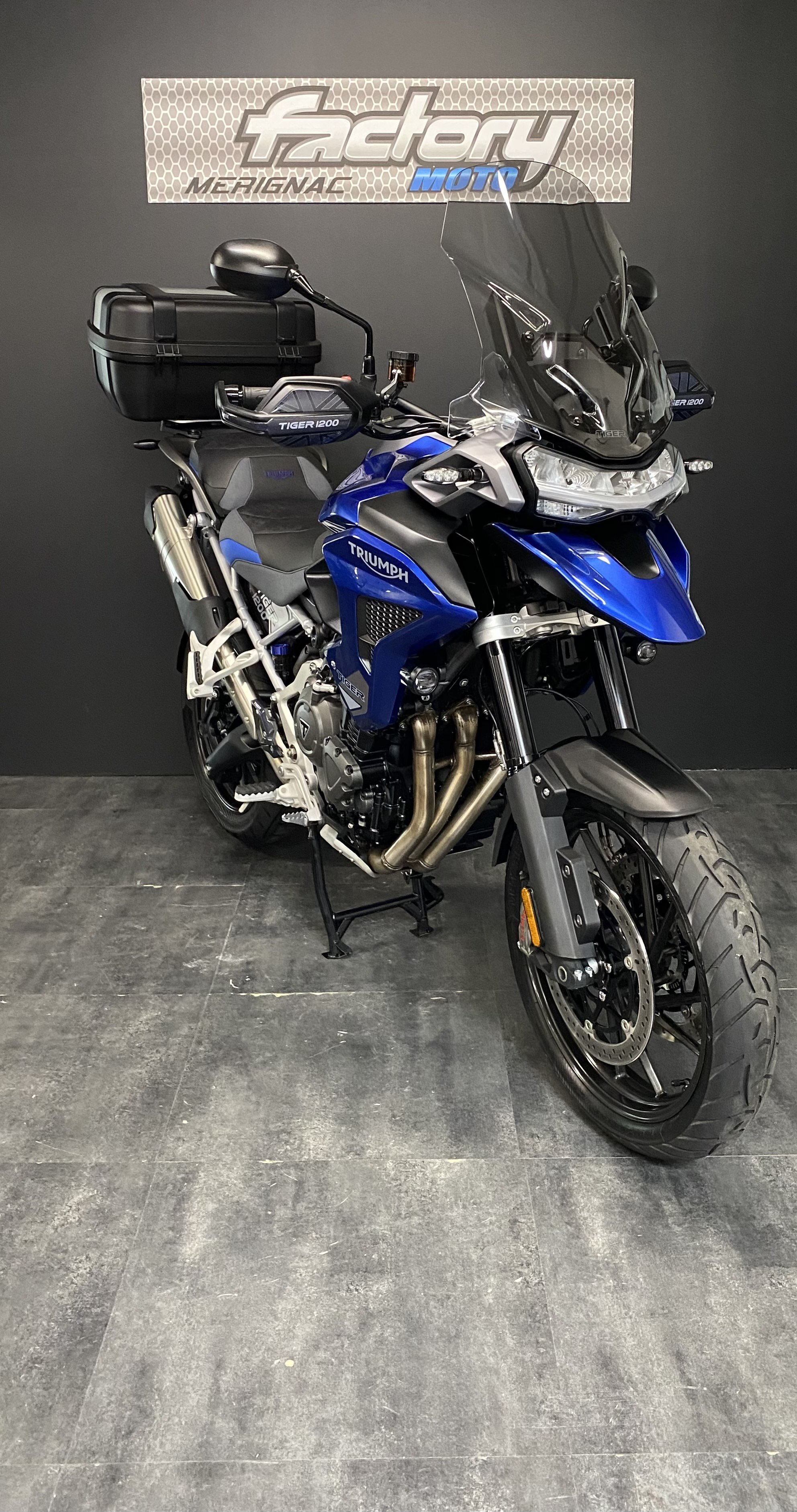 photo de TRIUMPH TIGER 1200 GT PRO 1160 occasion de couleur  en vente   Merignac