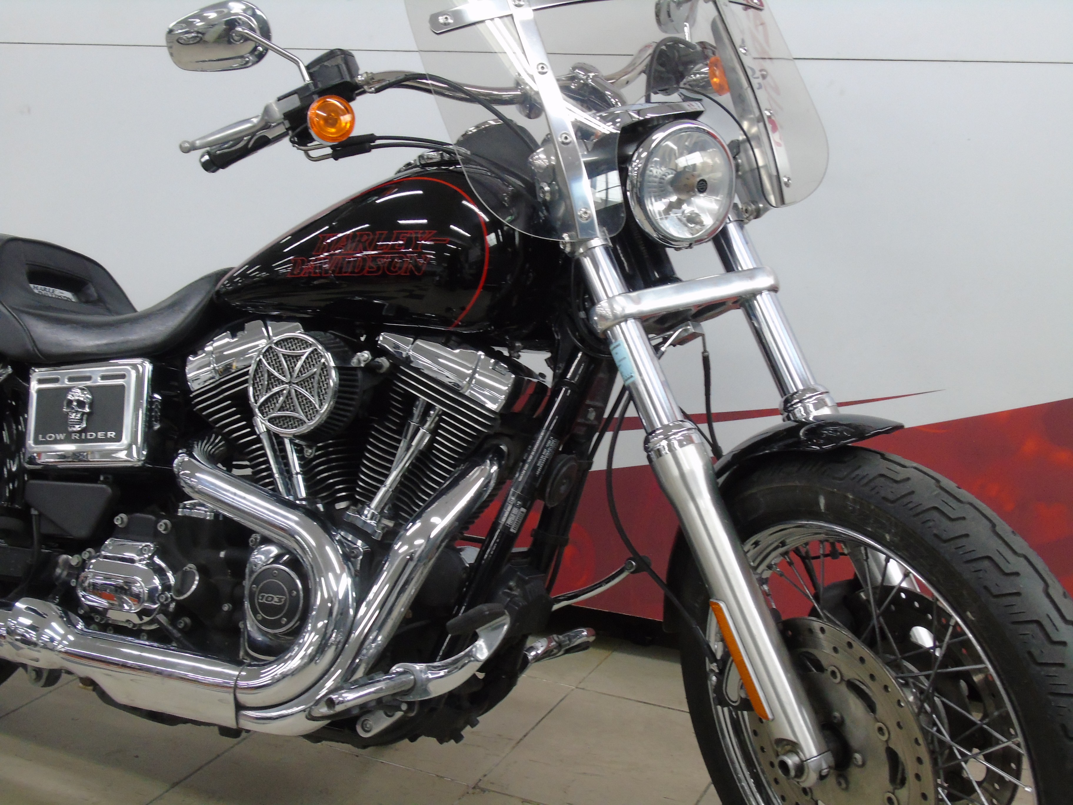 photo de HARLEY DAVIDSON DYNA LOW RIDER 1690 ABS 1690 occasion de couleur  en vente à Mougins n°2